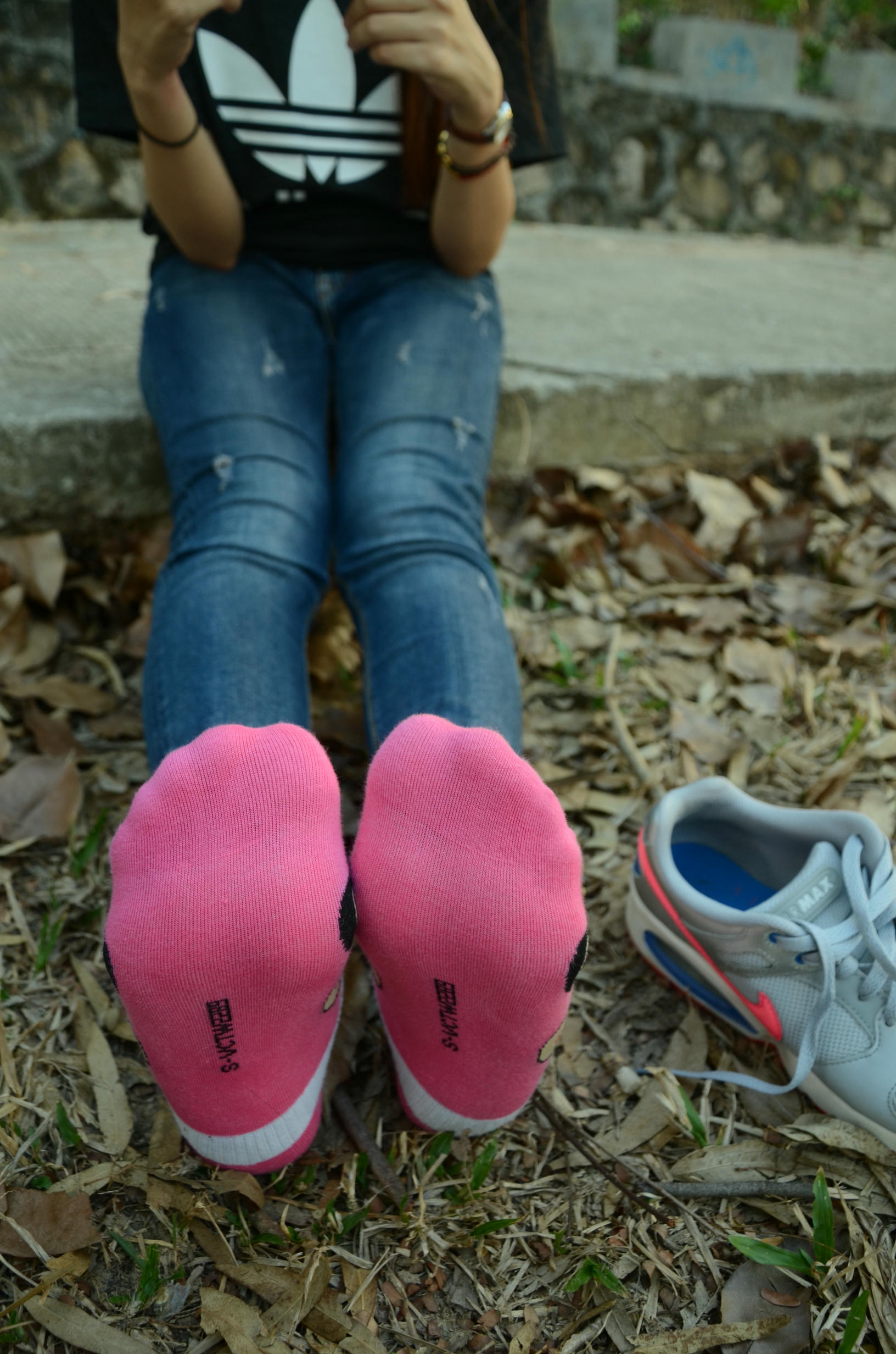 [战前女神] 恋足美腿棉袜女神级摄影套图 107 [137P+409M]_第5集