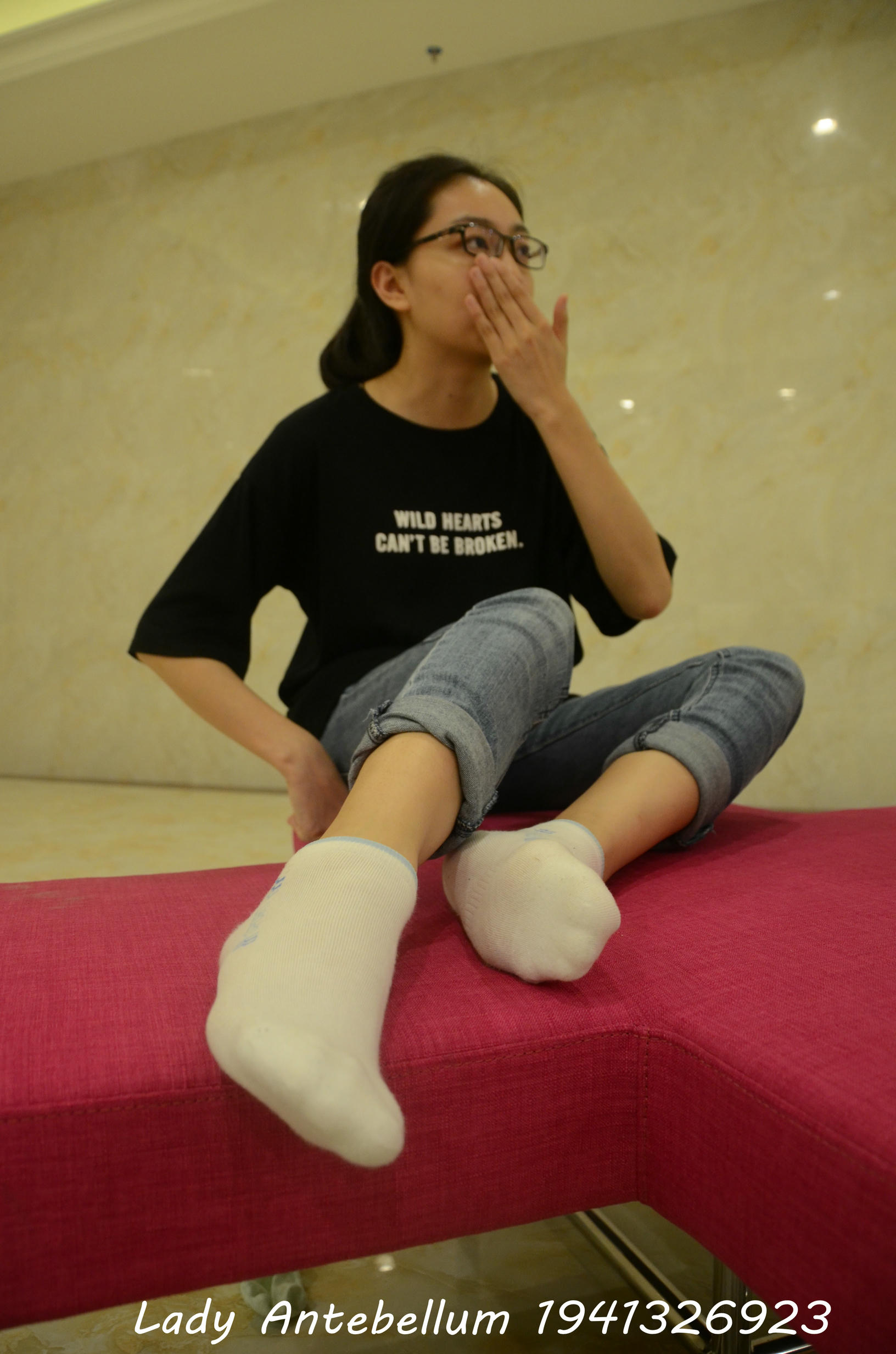 [战前女神] 恋足美腿棉袜女神级摄影套图 109 [121P+298M]_第2集