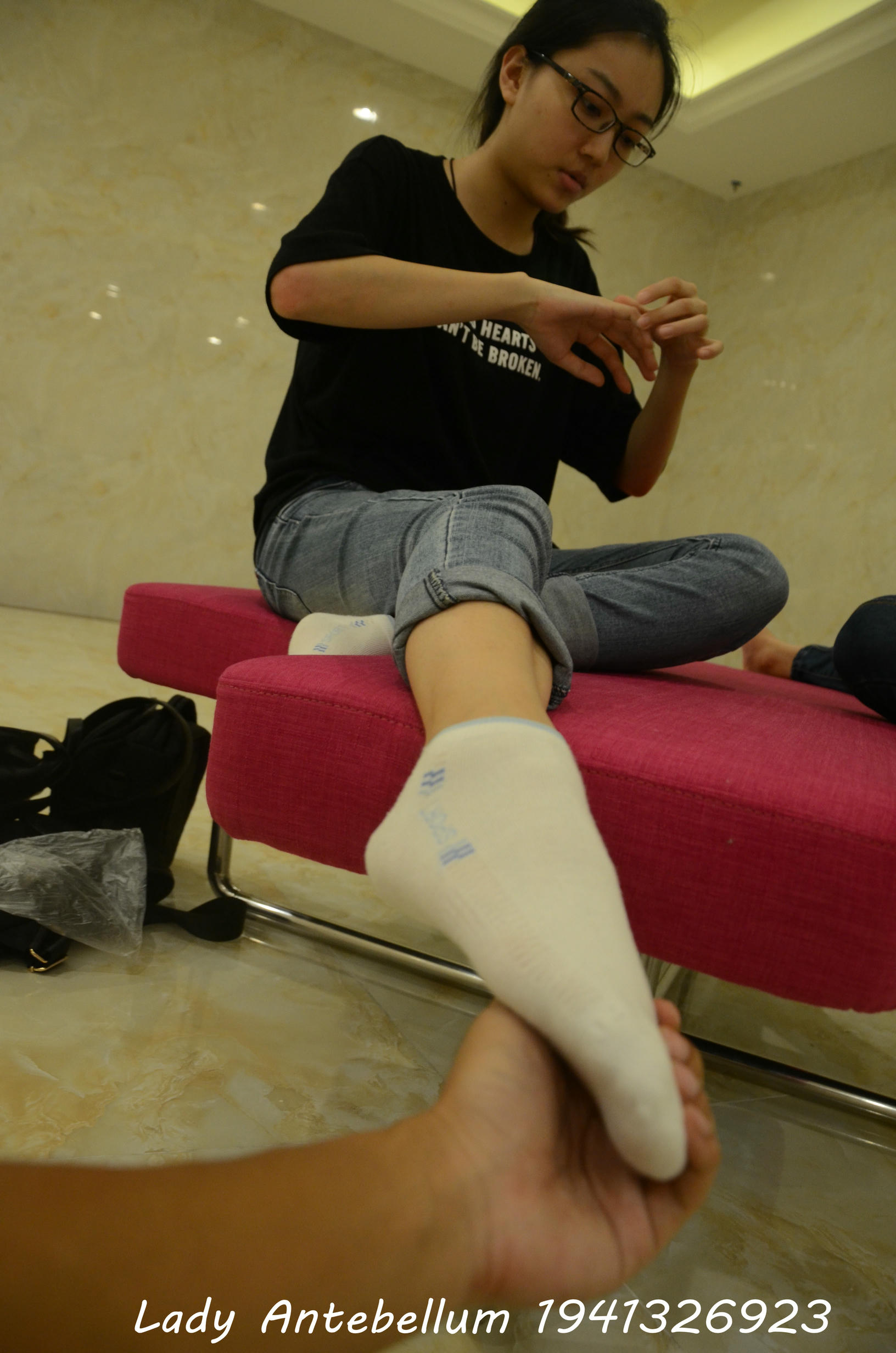 [战前女神] 恋足美腿棉袜女神级摄影套图 109 [121P+298M]_第5集