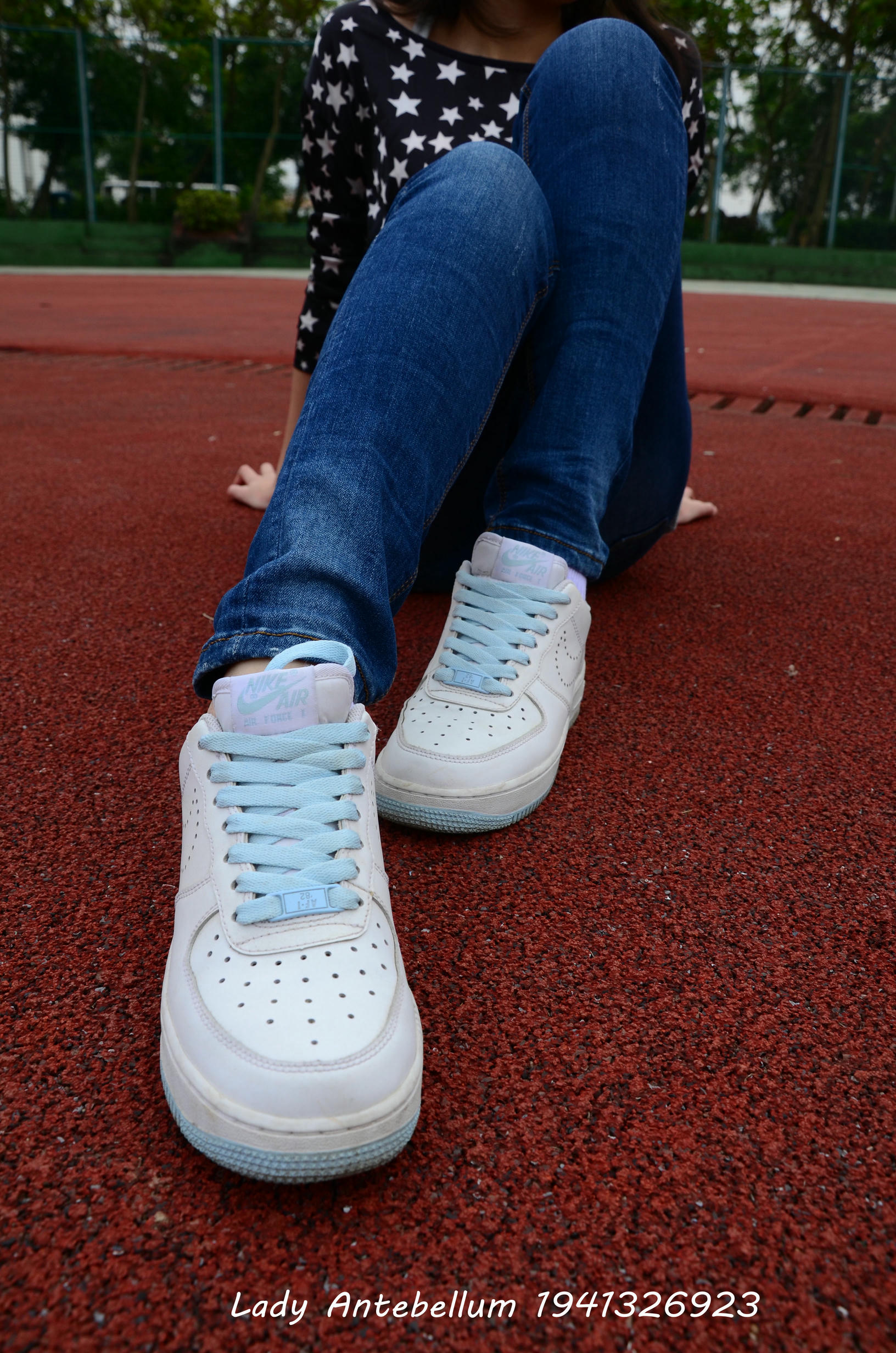 [战前女神] 恋足美腿棉袜女神级摄影套图 011 [113P-283MB]_第1集