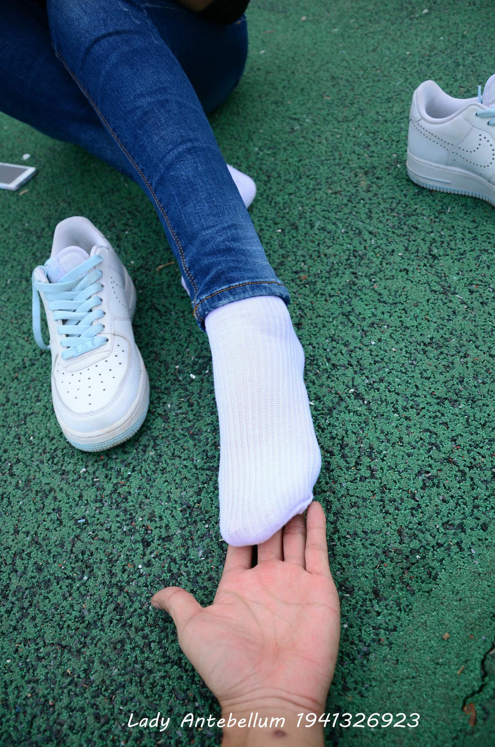 [战前女神] 恋足美腿棉袜女神级摄影套图 011 [113P-283MB]_第6集