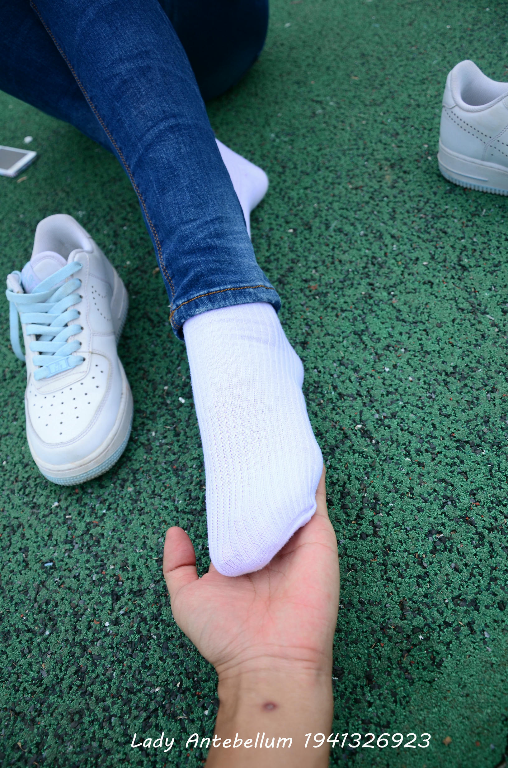 [战前女神] 恋足美腿棉袜女神级摄影套图 011 [113P-283MB]_第6集