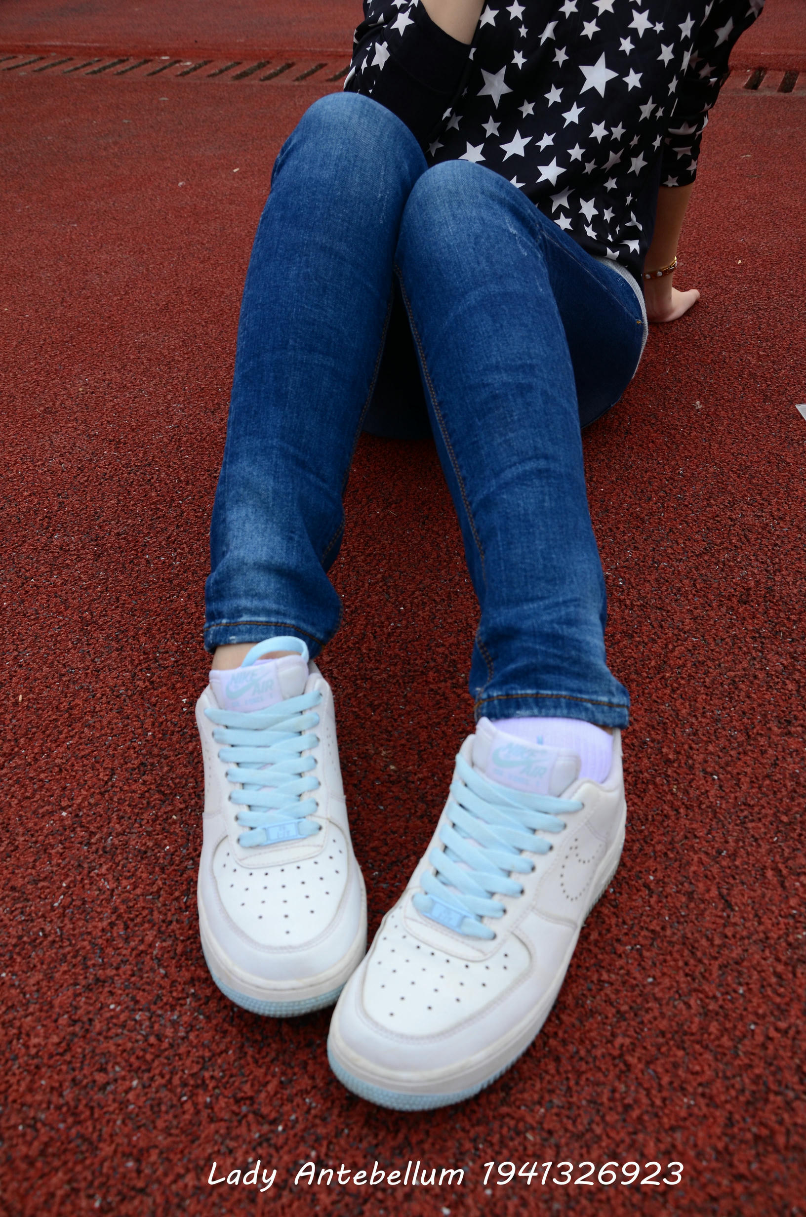 [战前女神] 恋足美腿棉袜女神级摄影套图 011 [113P-283MB]_第1集