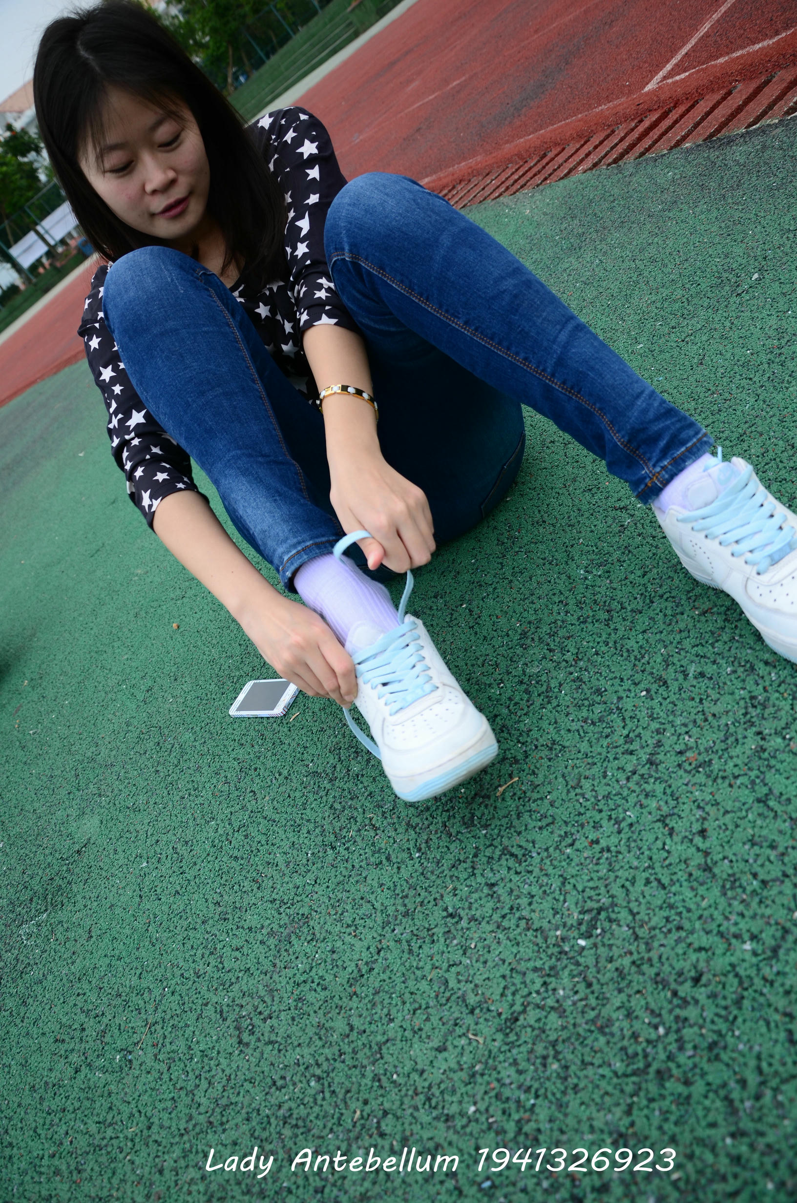 [战前女神] 恋足美腿棉袜女神级摄影套图 011 [113P-283MB]_第6集