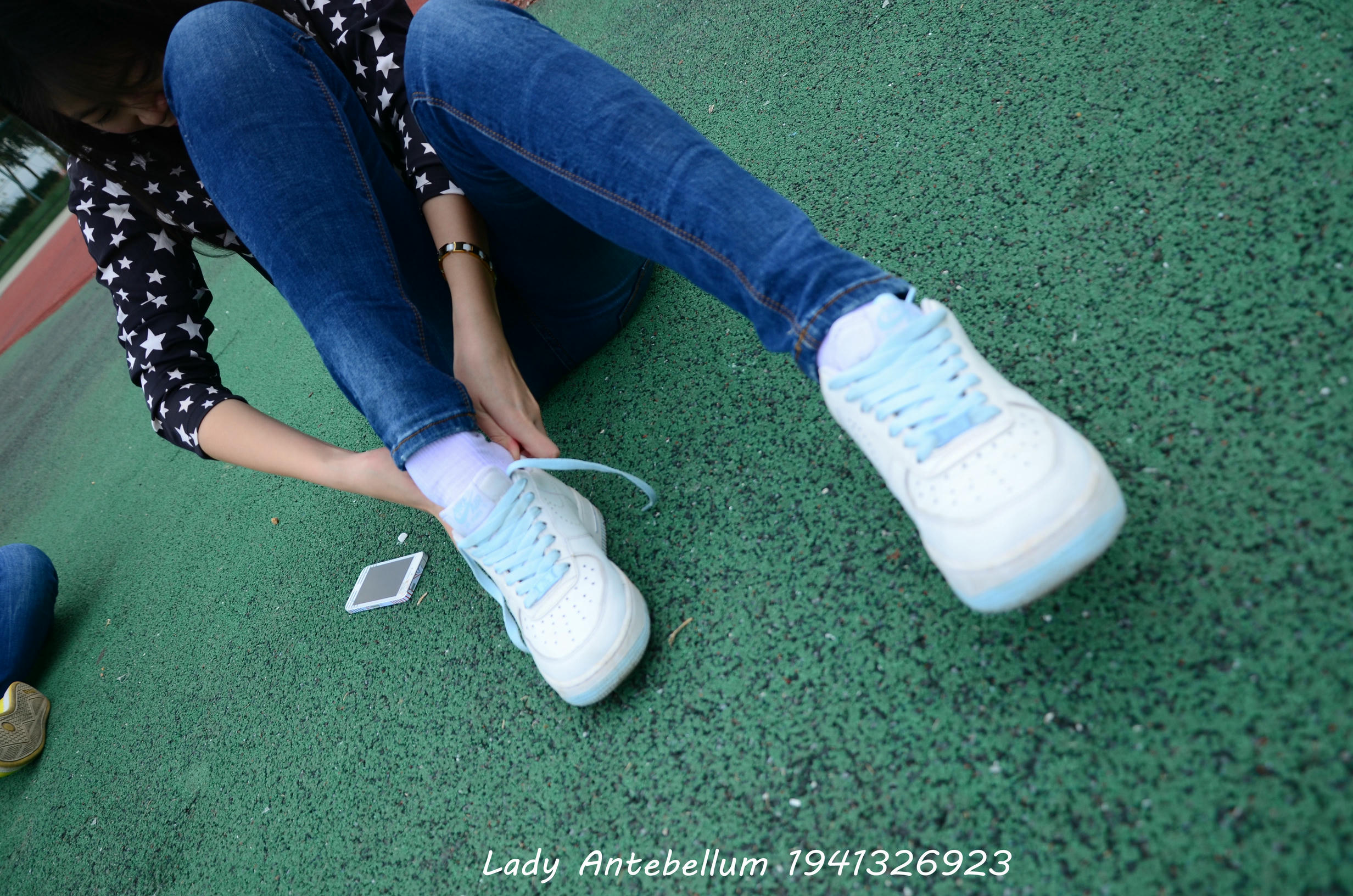 [战前女神] 恋足美腿棉袜女神级摄影套图 011 [113P-283MB]_第6集