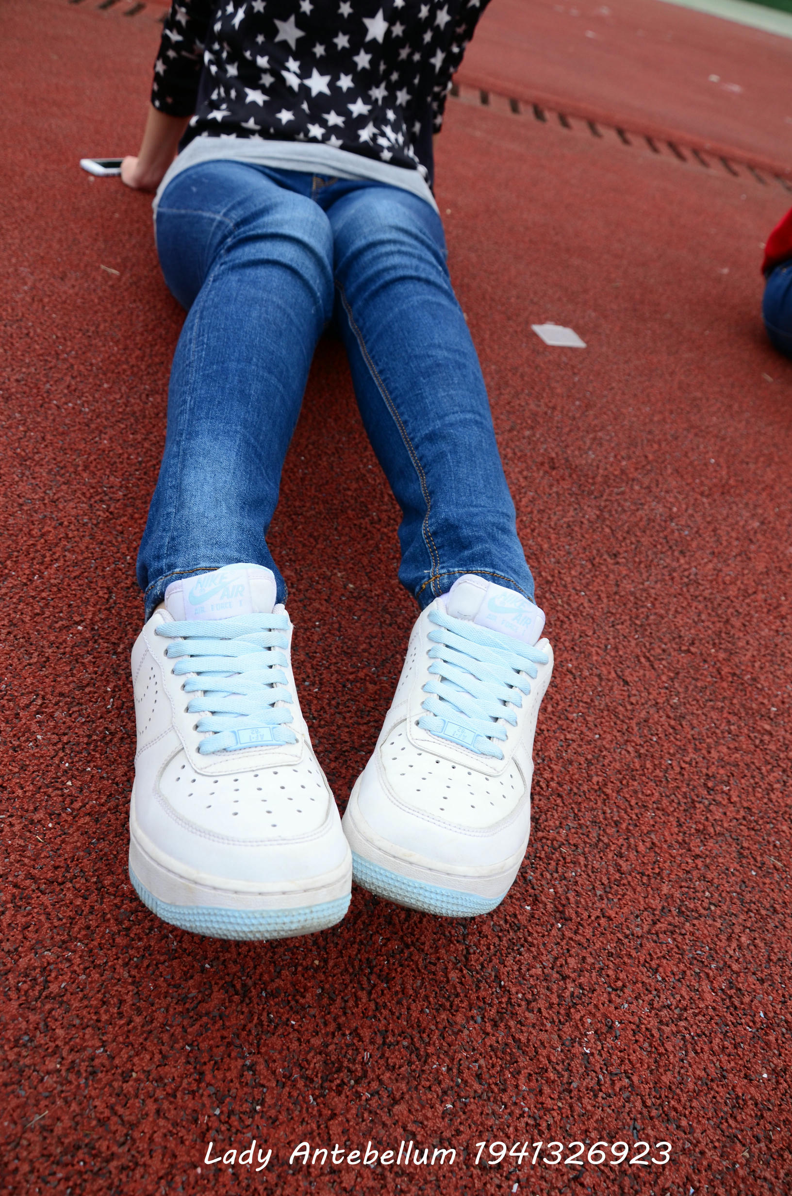 [战前女神] 恋足美腿棉袜女神级摄影套图 011 [113P-283MB]_第1集