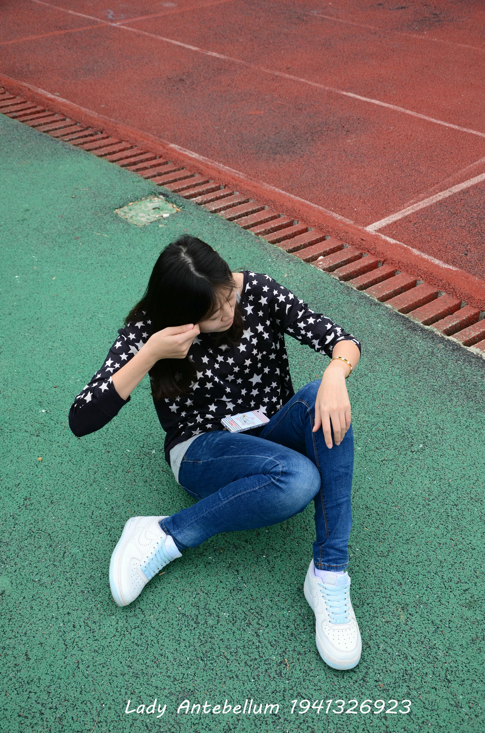 [战前女神] 恋足美腿棉袜女神级摄影套图 011 [113P-283MB]_第2集