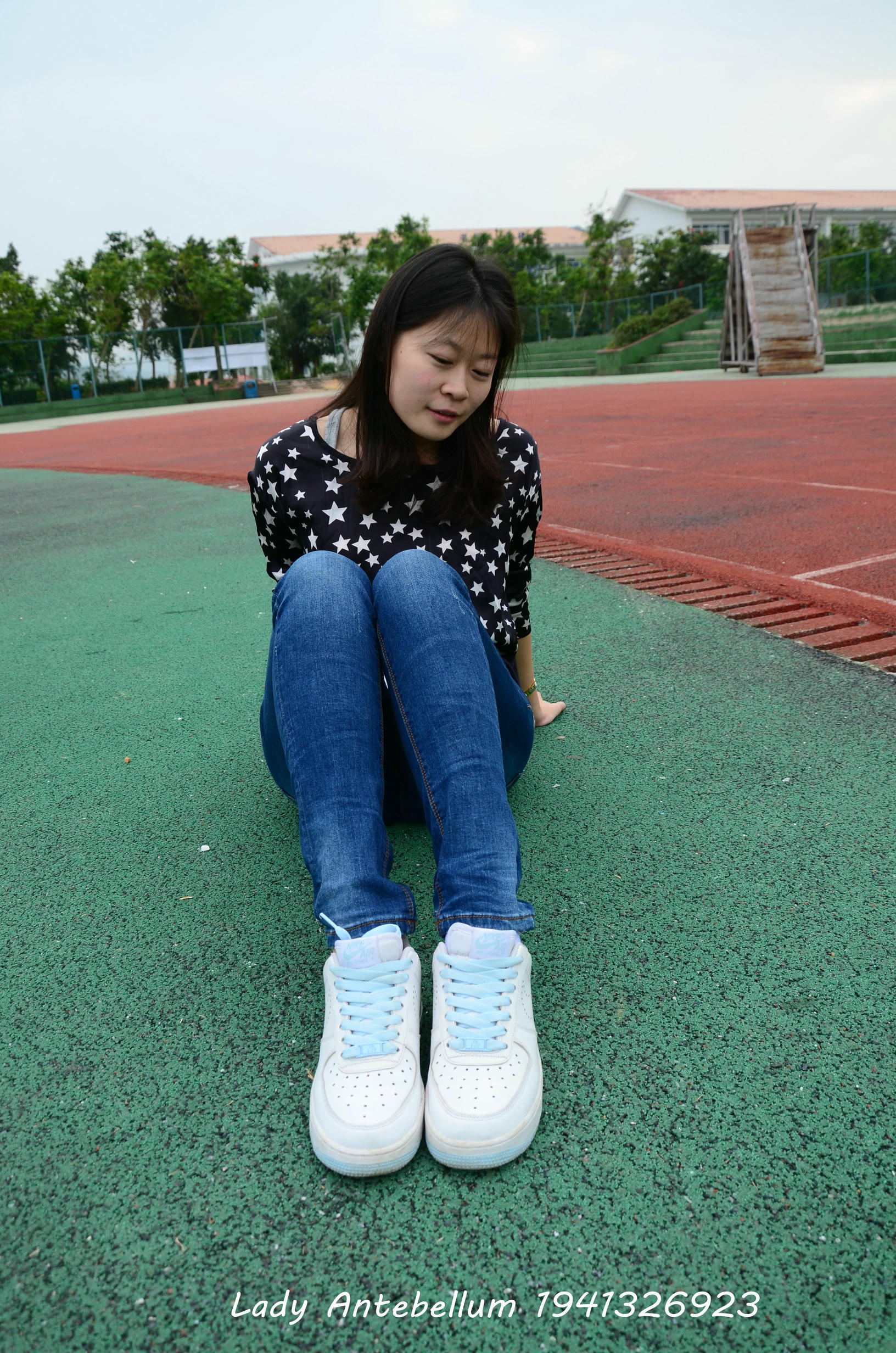 [战前女神] 恋足美腿棉袜女神级摄影套图 011 [113P-283MB]_第2集