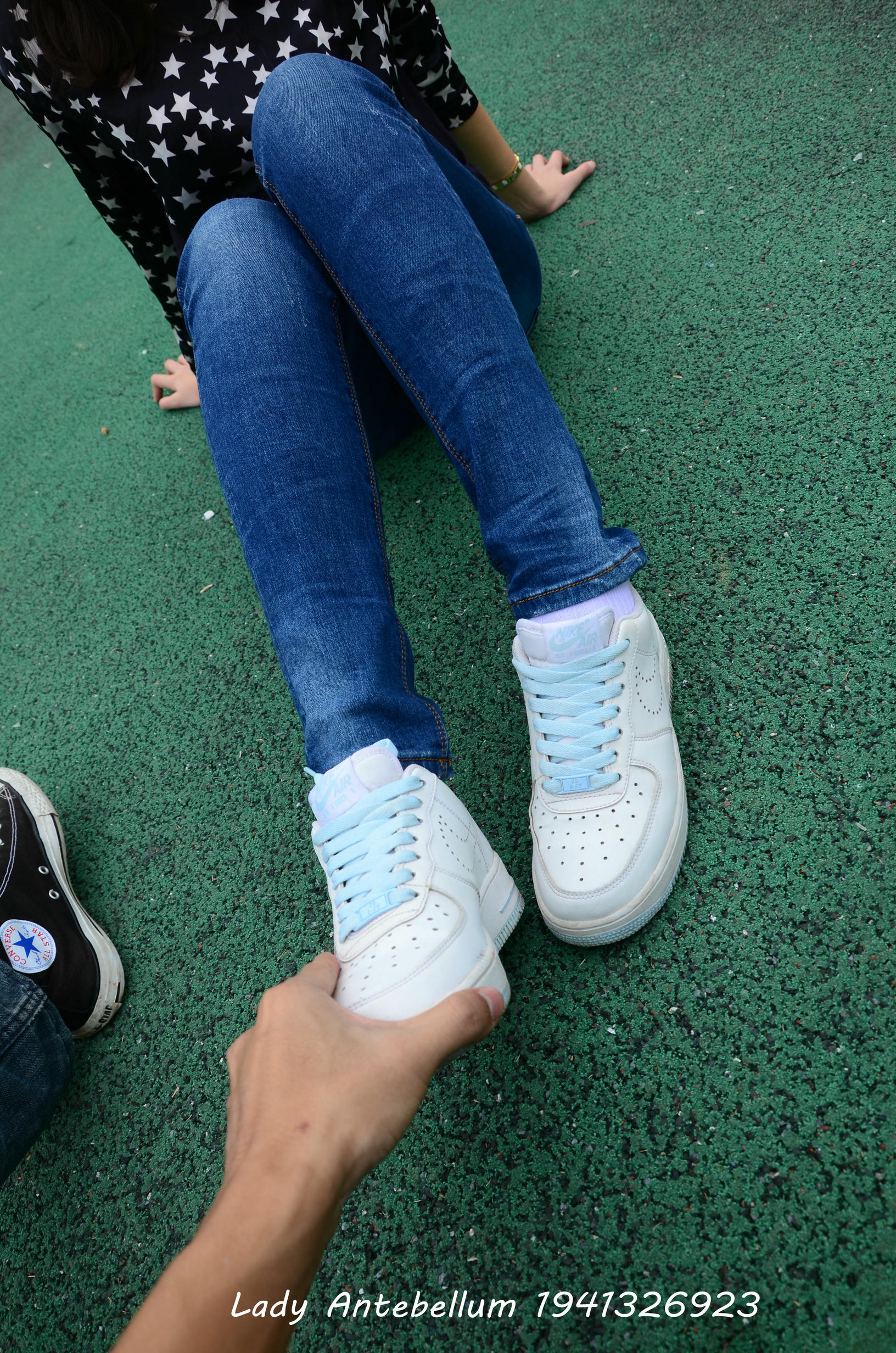 [战前女神] 恋足美腿棉袜女神级摄影套图 011 [113P-283MB]_第2集