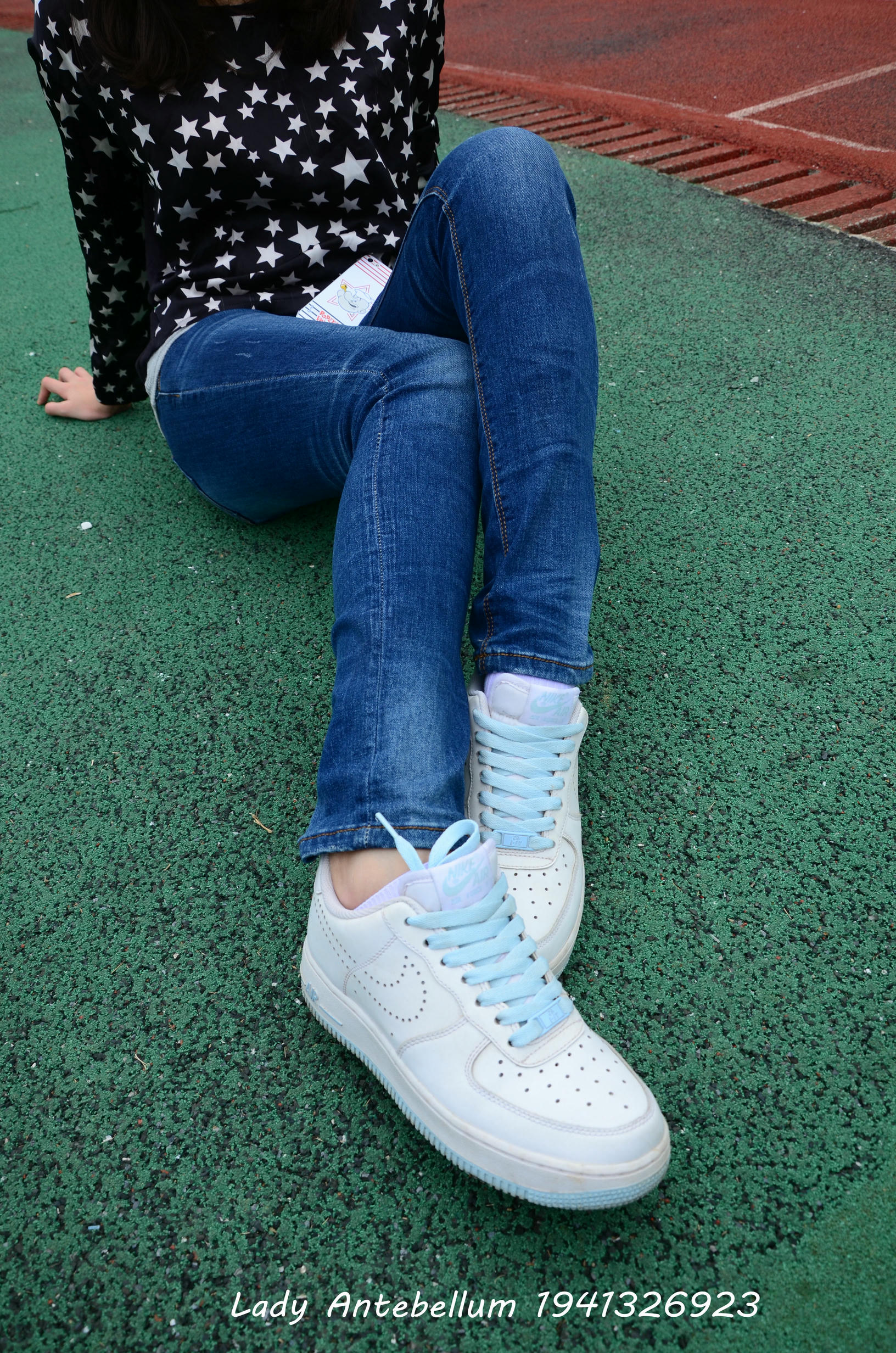 [战前女神] 恋足美腿棉袜女神级摄影套图 011 [113P-283MB]_第2集