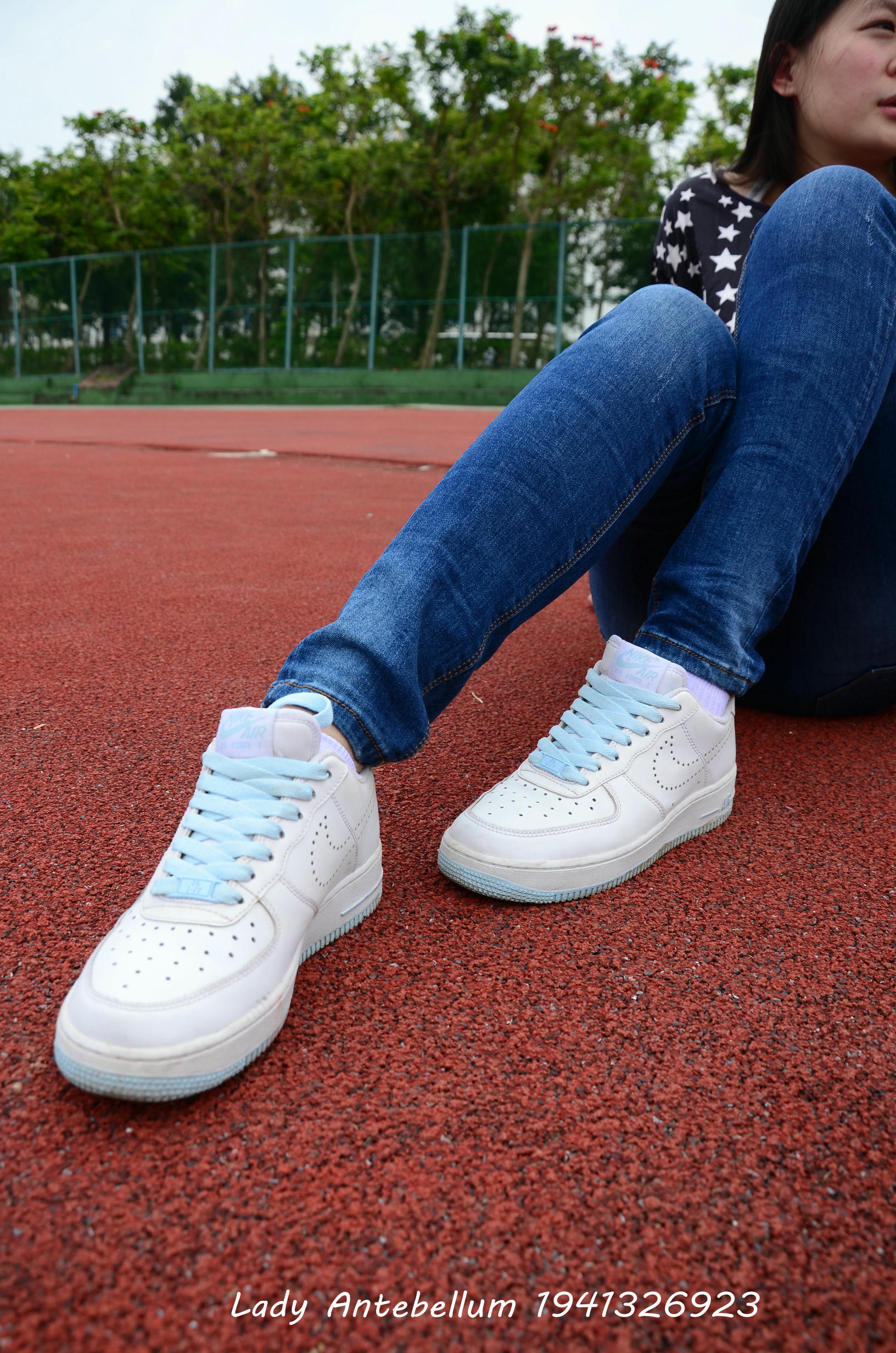 [战前女神] 恋足美腿棉袜女神级摄影套图 011 [113P-283MB]_第1集