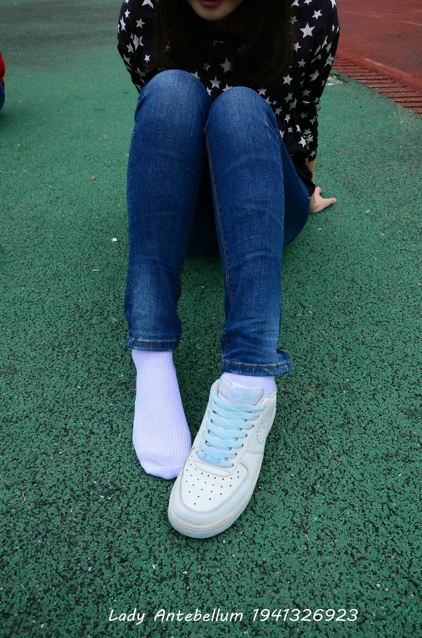 [战前女神] 恋足美腿棉袜女神级摄影套图 011 [113P-283MB]_第3集