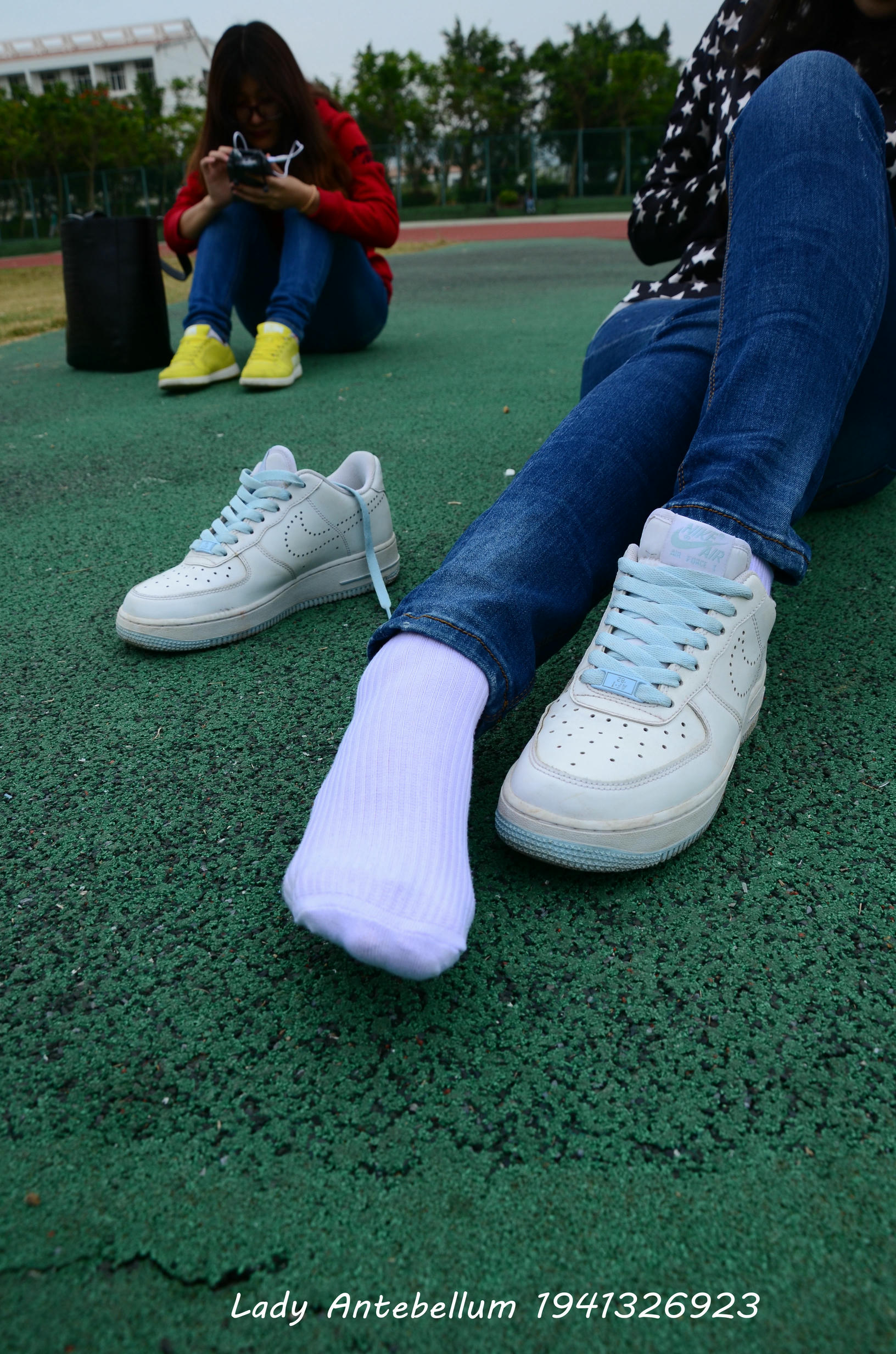 [战前女神] 恋足美腿棉袜女神级摄影套图 011 [113P-283MB]_第3集