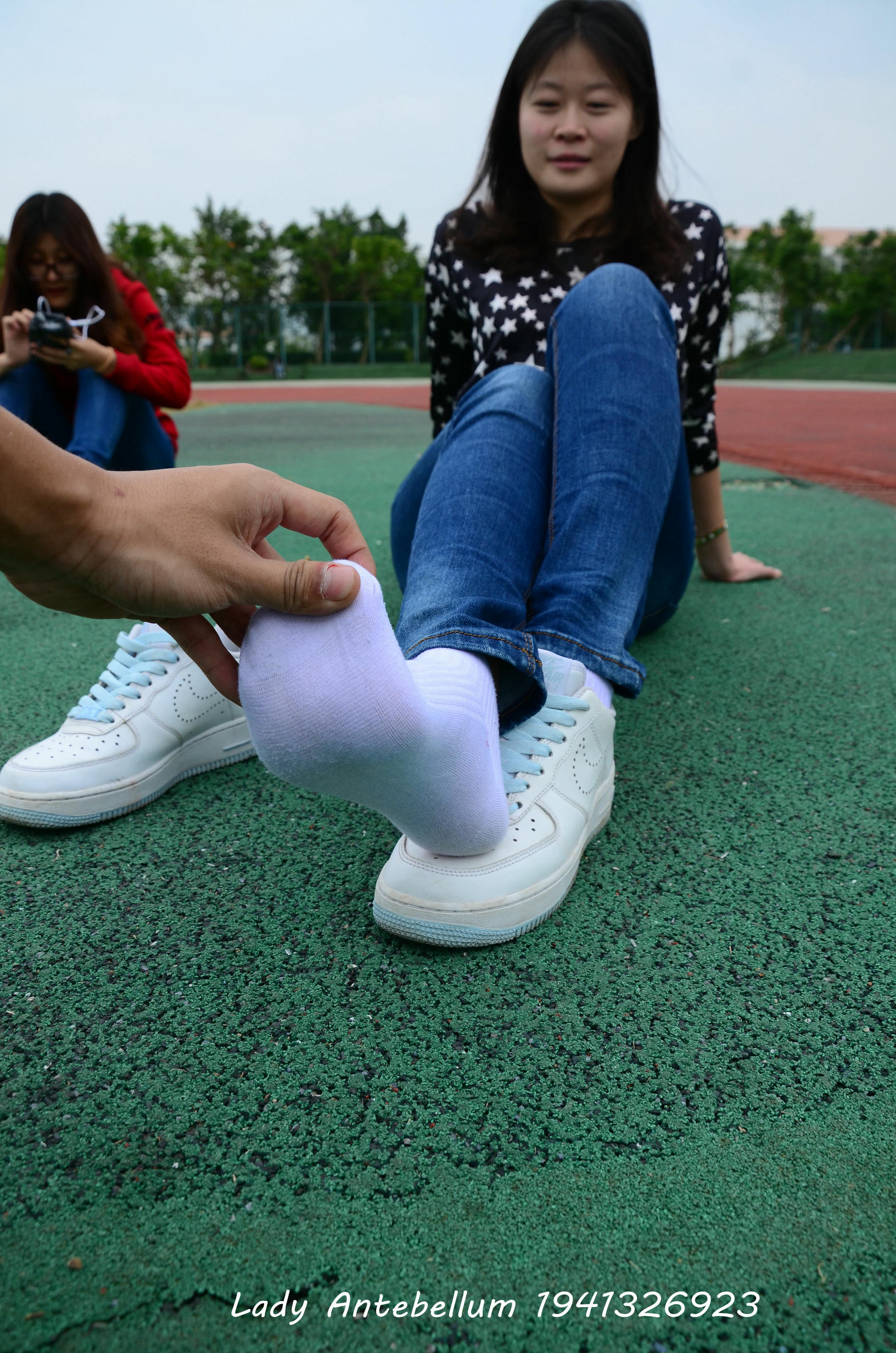 [战前女神] 恋足美腿棉袜女神级摄影套图 011 [113P-283MB]_第3集