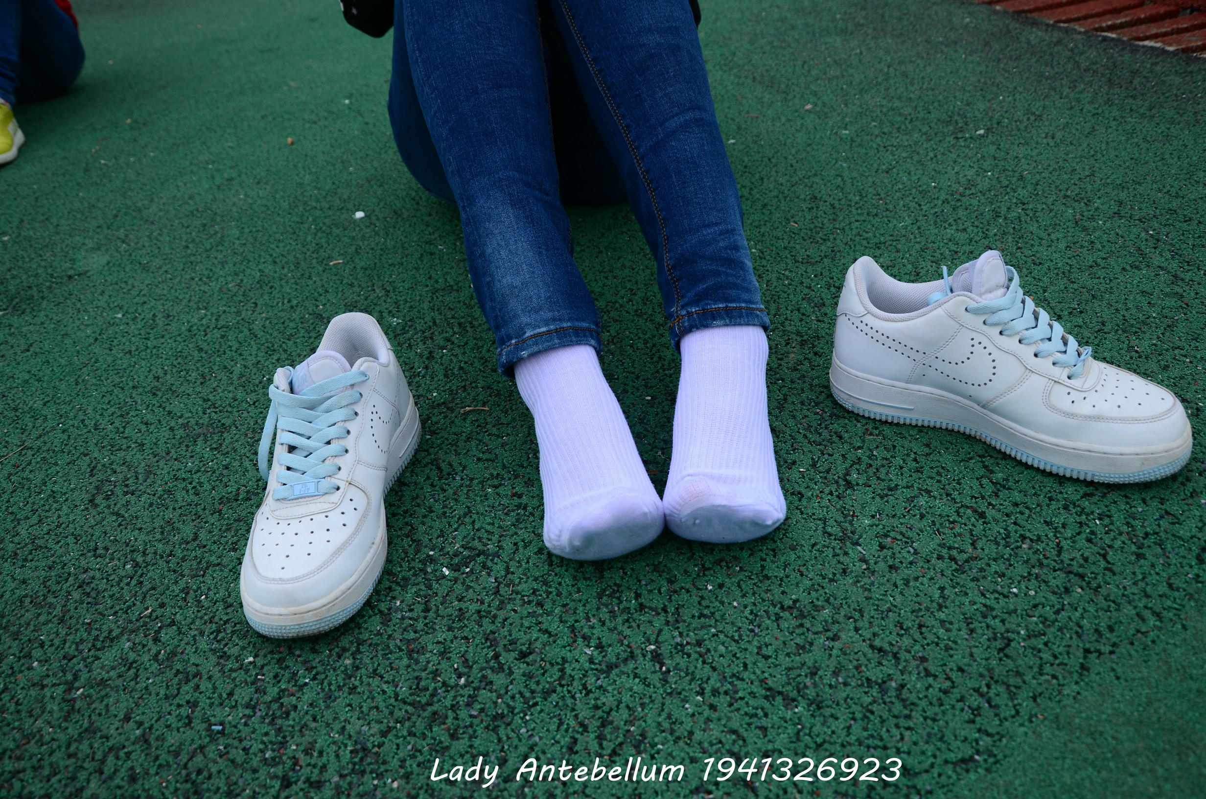 [战前女神] 恋足美腿棉袜女神级摄影套图 011 [113P-283MB]_第4集