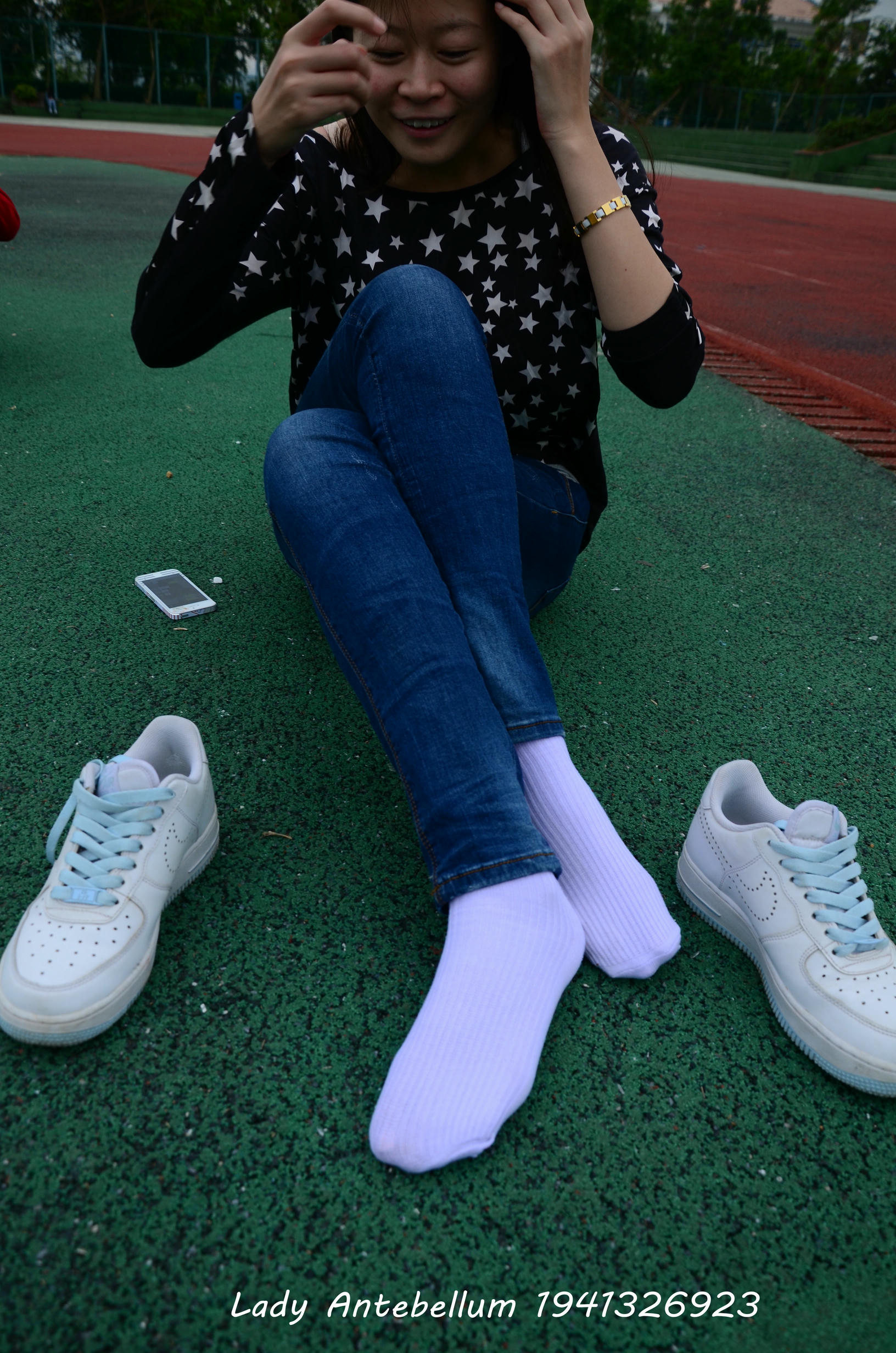 [战前女神] 恋足美腿棉袜女神级摄影套图 011 [113P-283MB]_第5集