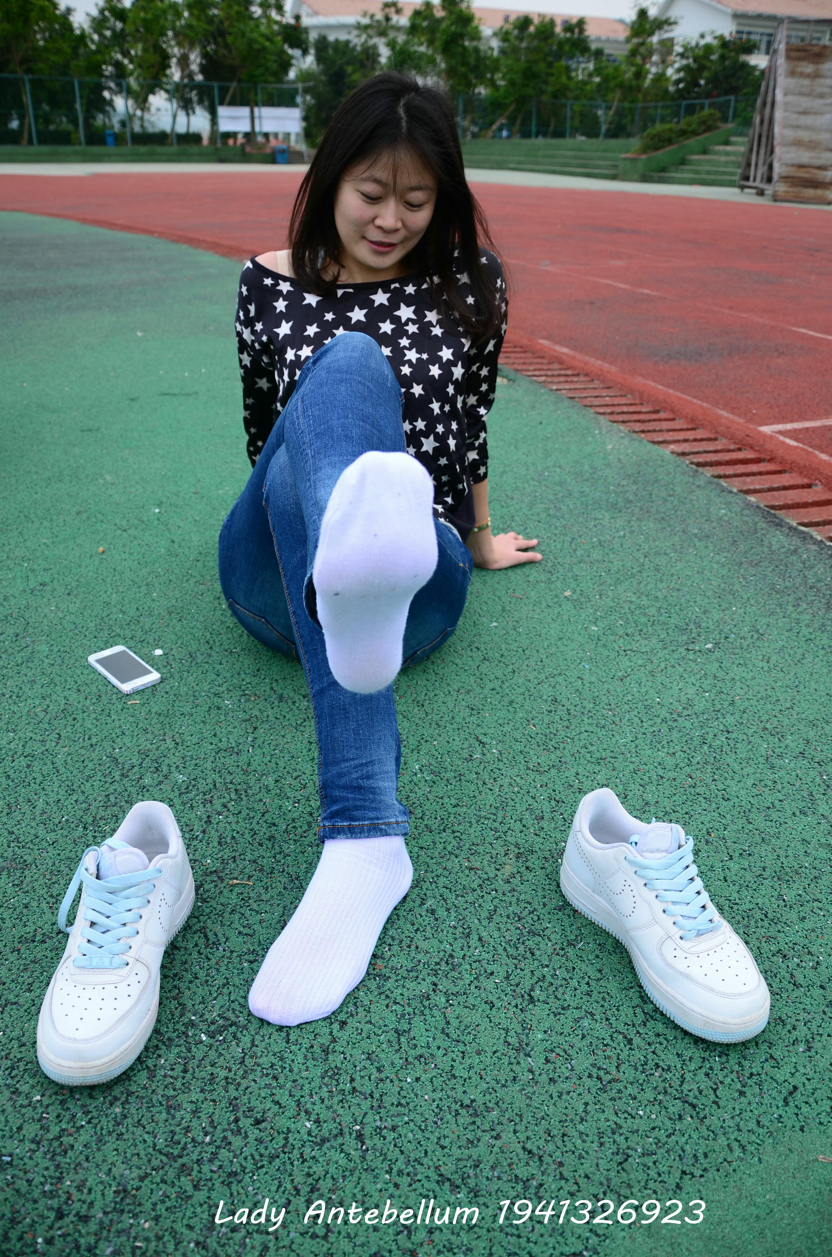 [战前女神] 恋足美腿棉袜女神级摄影套图 011 [113P-283MB]_第5集