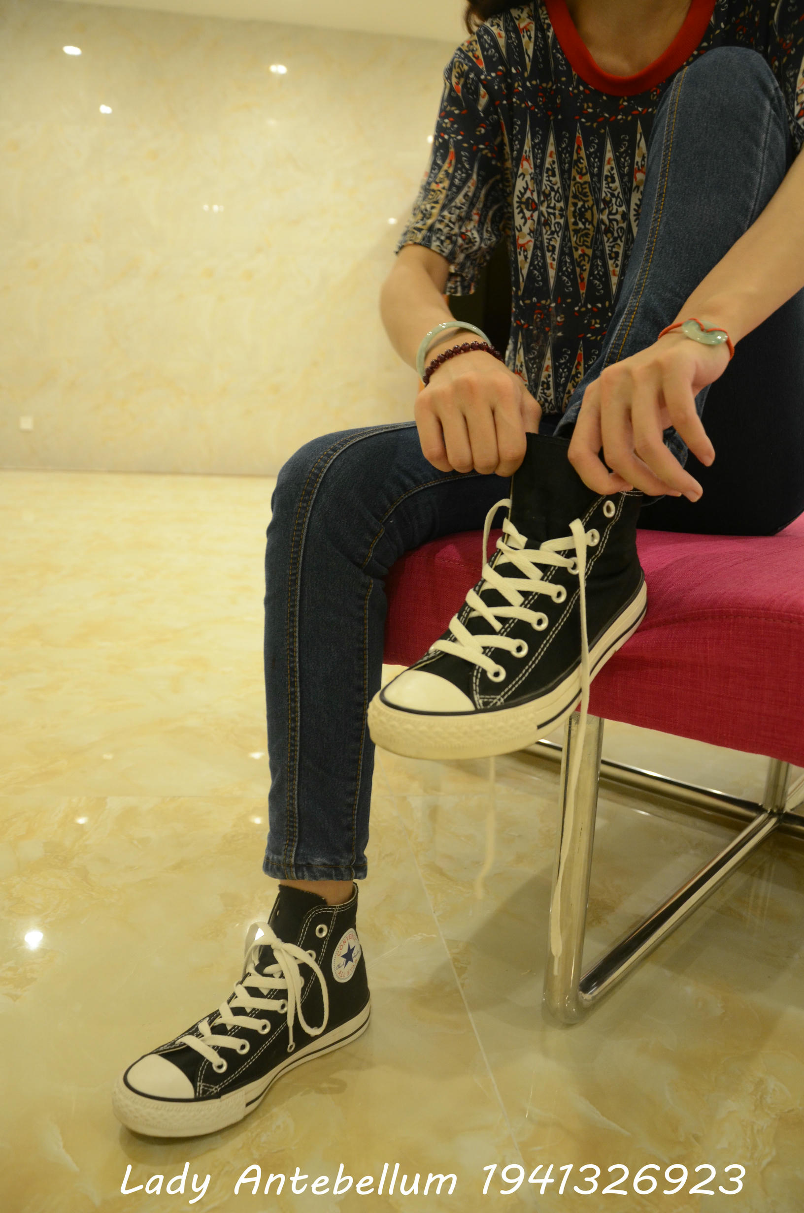 [战前女神] 恋足美腿棉袜女神级摄影套图 110 [115P+277M]_第1集