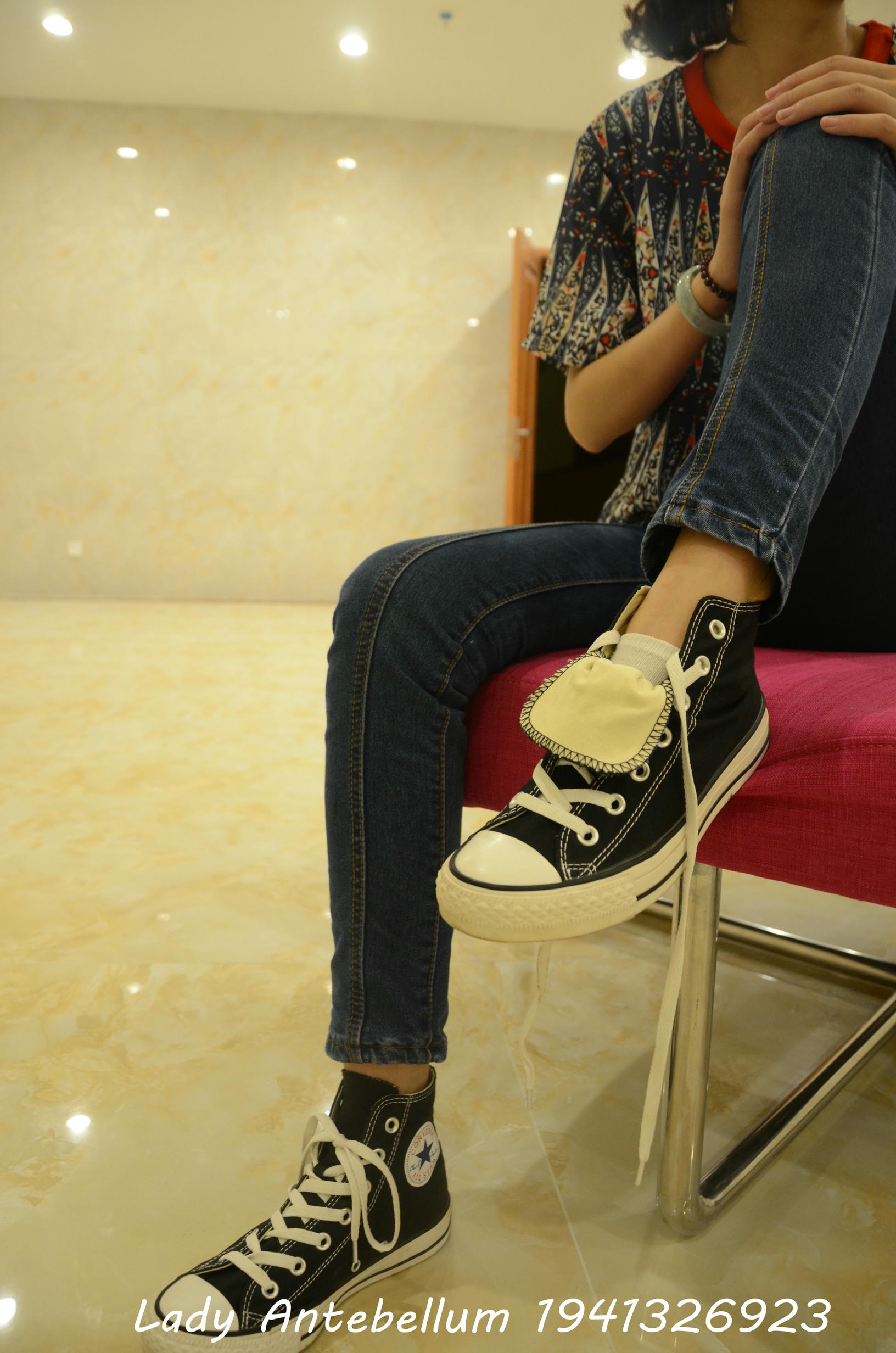 [战前女神] 恋足美腿棉袜女神级摄影套图 110 [115P+277M]_第1集