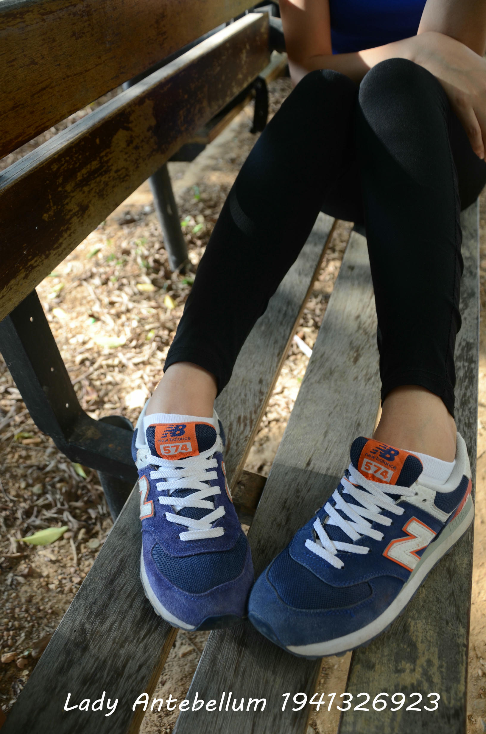 [战前女神] 恋足美腿棉袜女神级摄影套图 113 [102P+187M]_第1集