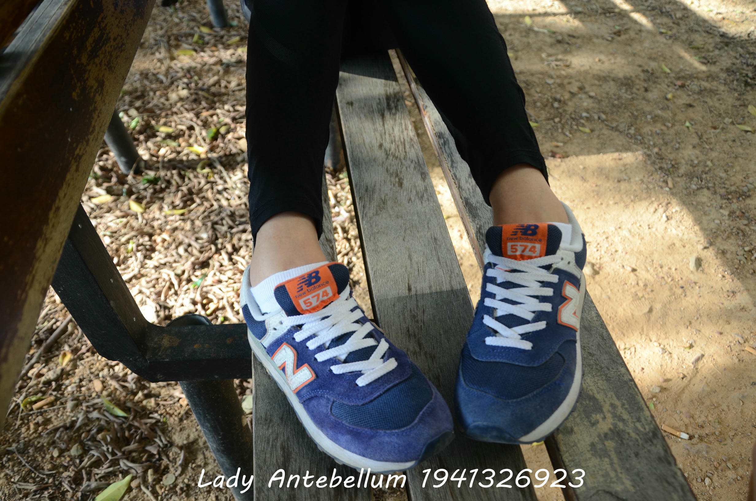 [战前女神] 恋足美腿棉袜女神级摄影套图 113 [102P+187M]_第1集