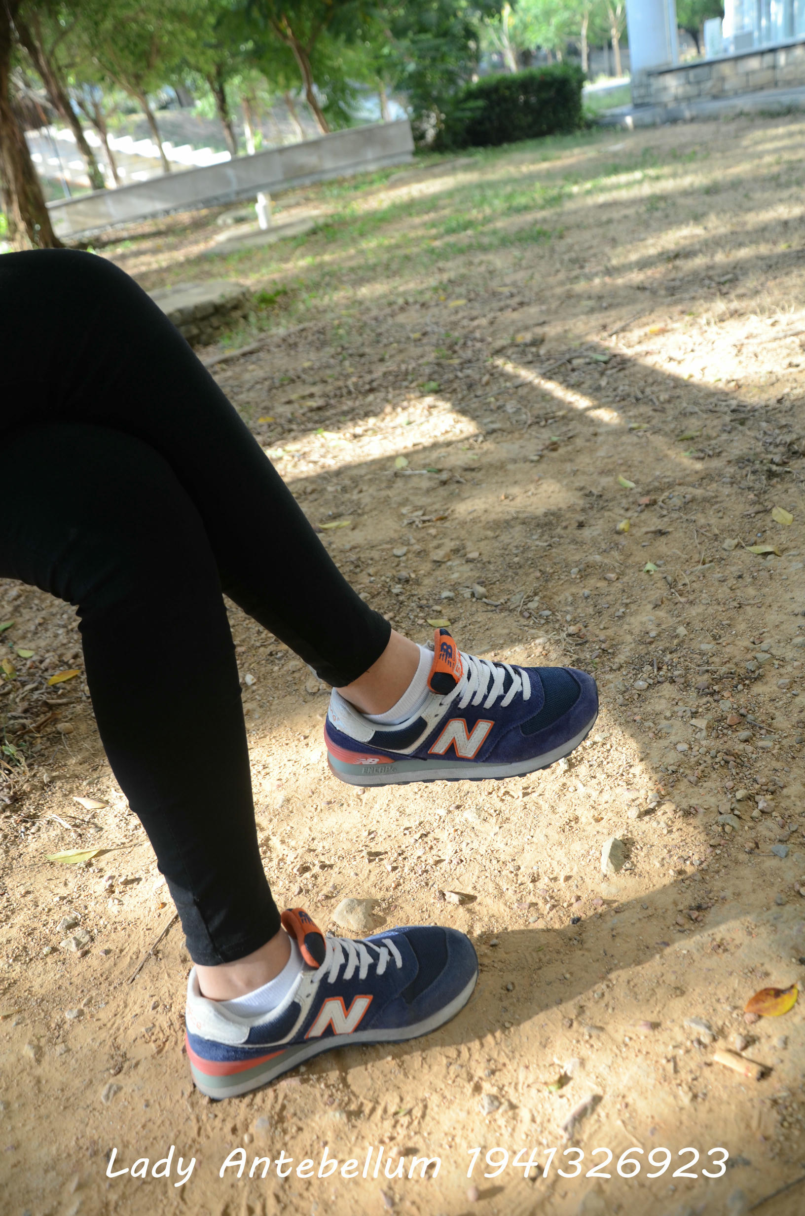 [战前女神] 恋足美腿棉袜女神级摄影套图 113 [102P+187M]_第1集