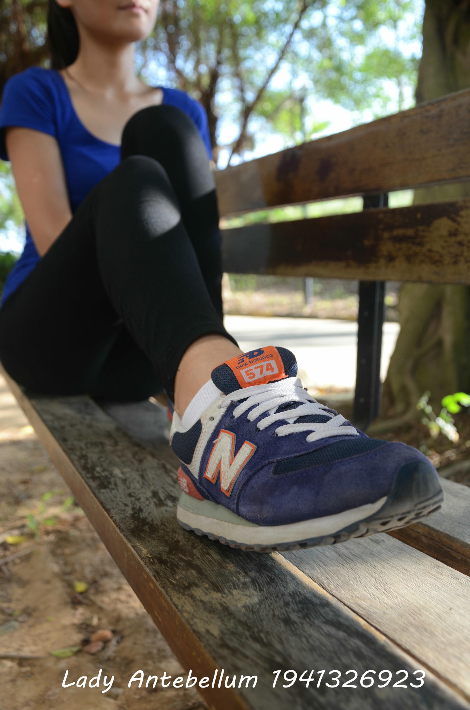 [战前女神] 恋足美腿棉袜女神级摄影套图 113 [102P+187M]_第1集