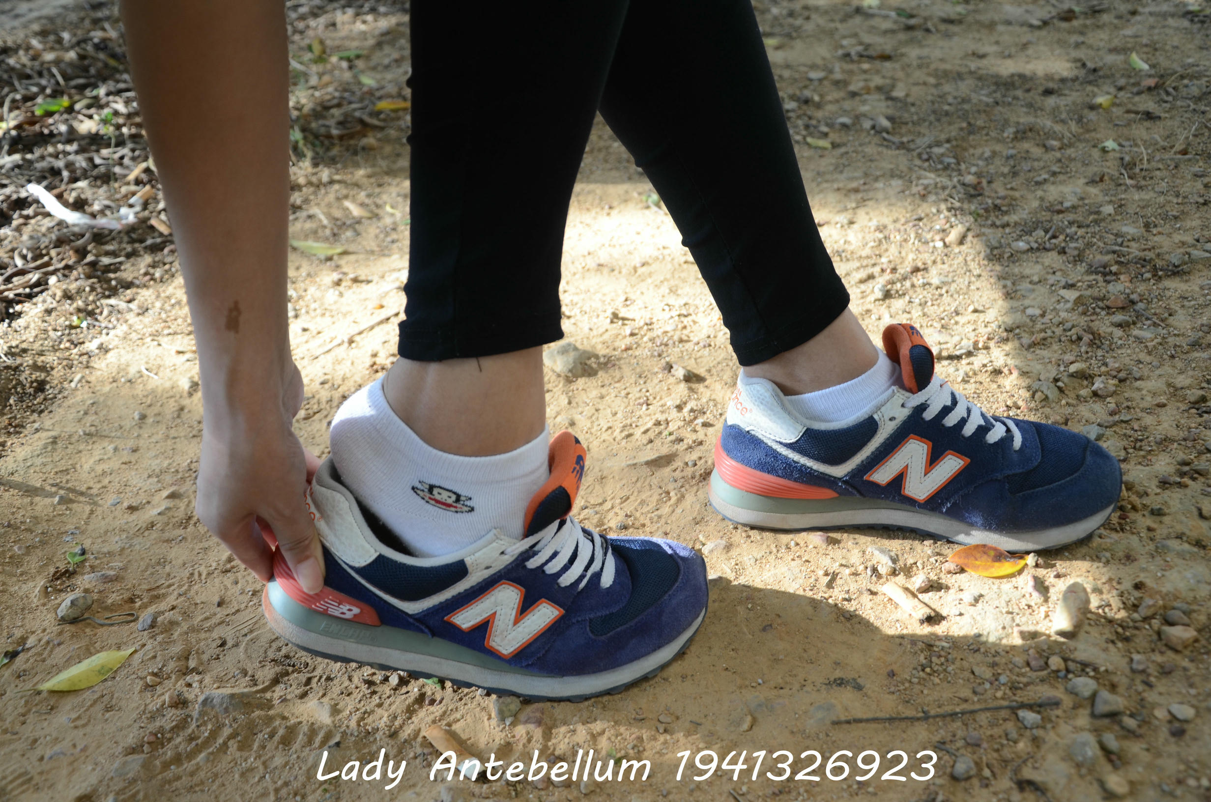 [战前女神] 恋足美腿棉袜女神级摄影套图 113 [102P+187M]_第2集