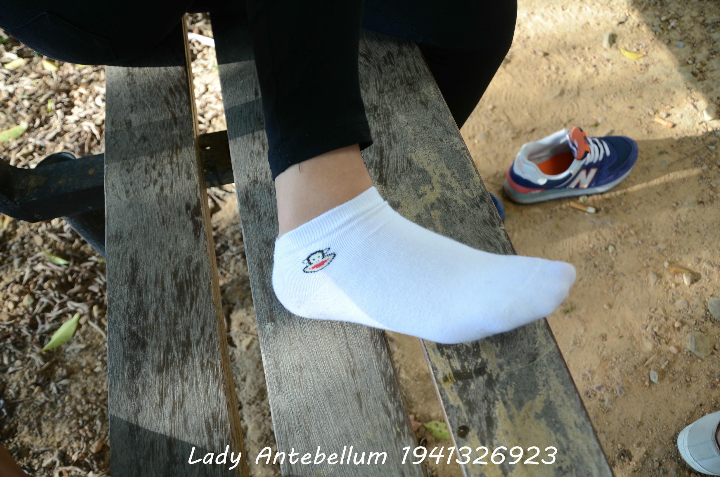 [战前女神] 恋足美腿棉袜女神级摄影套图 113 [102P+187M]_第2集