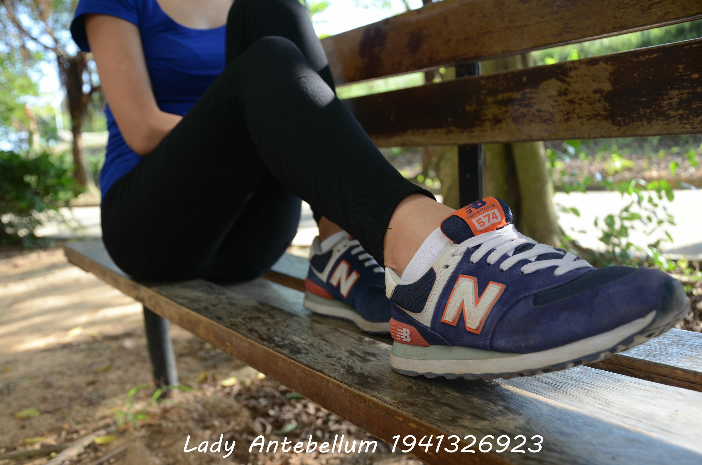 [战前女神] 恋足美腿棉袜女神级摄影套图 113 [102P+187M]_第1集