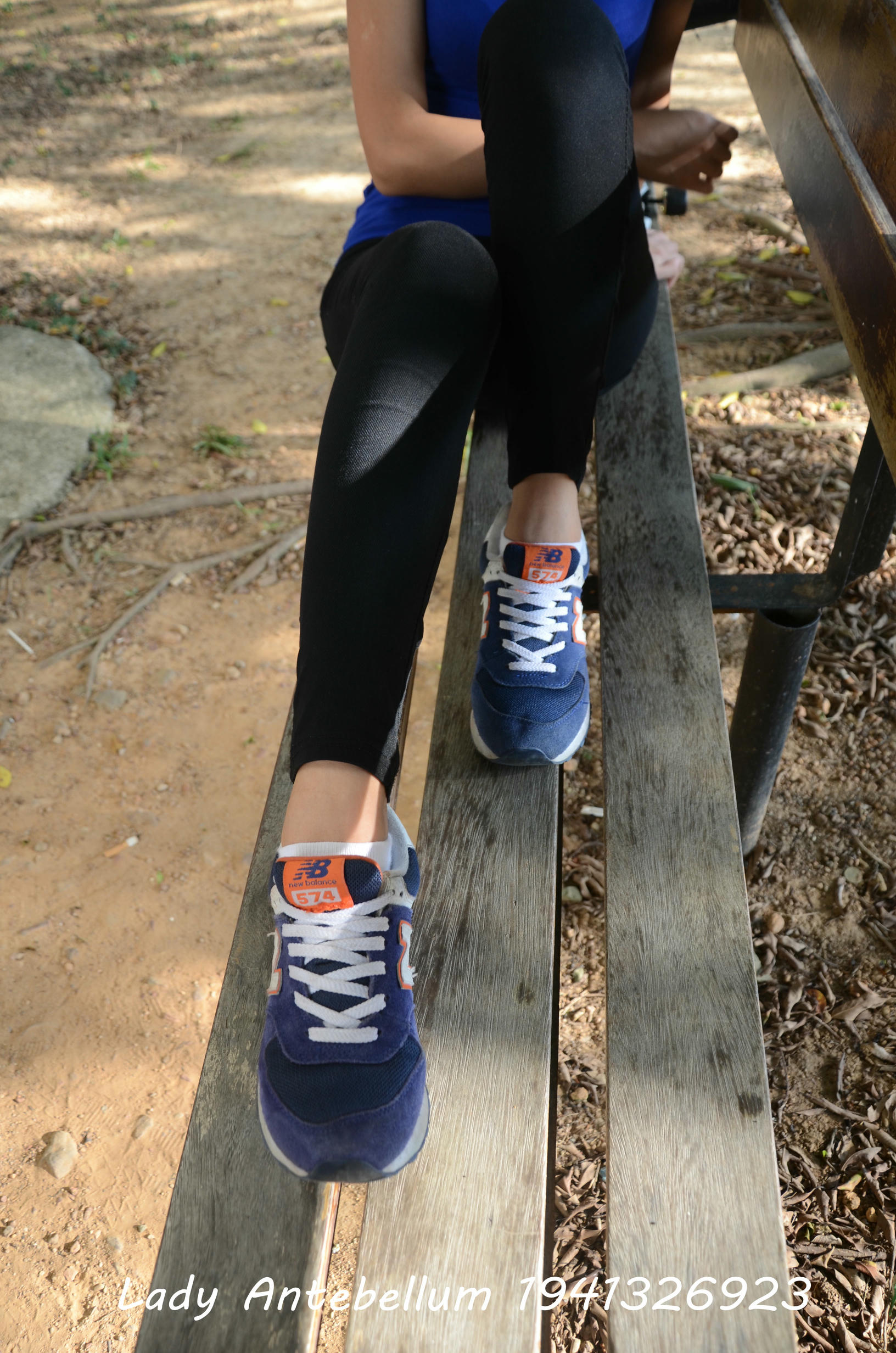 [战前女神] 恋足美腿棉袜女神级摄影套图 113 [102P+187M]_第1集