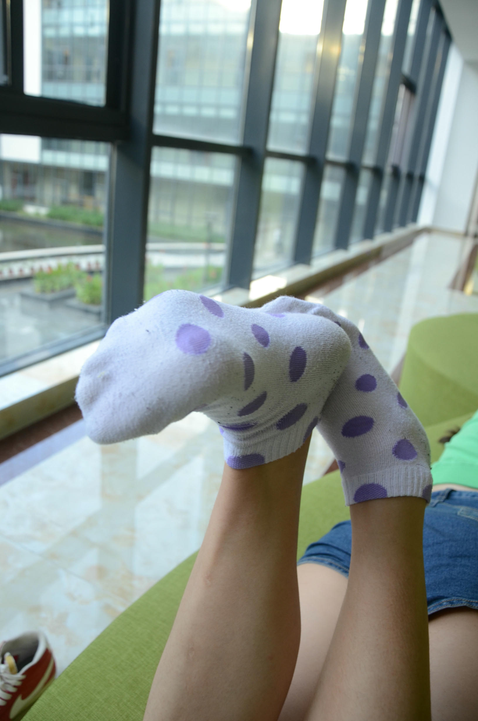 [战前女神] 恋足美腿棉袜女神级摄影套图 115 [127P+218M]_第6集