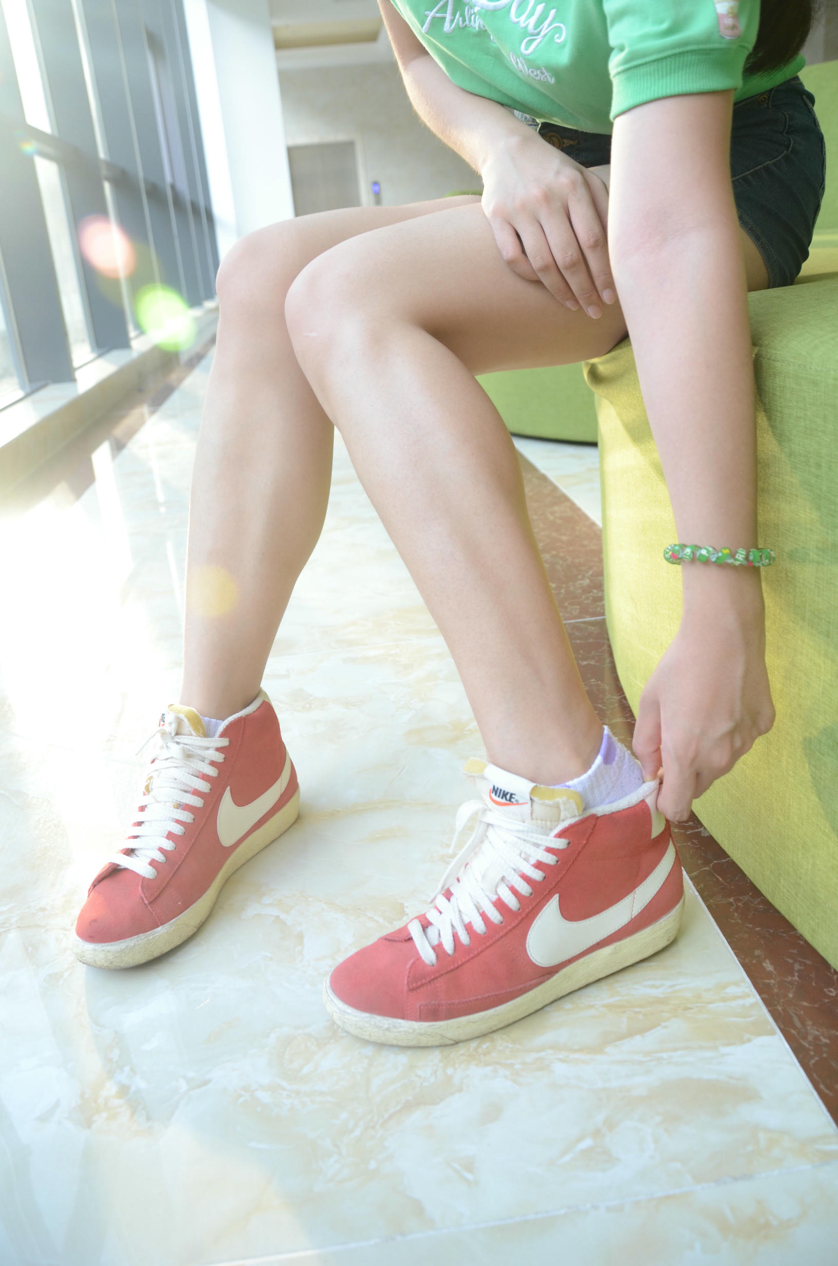 [战前女神] 恋足美腿棉袜女神级摄影套图 115 [127P+218M]_第2集