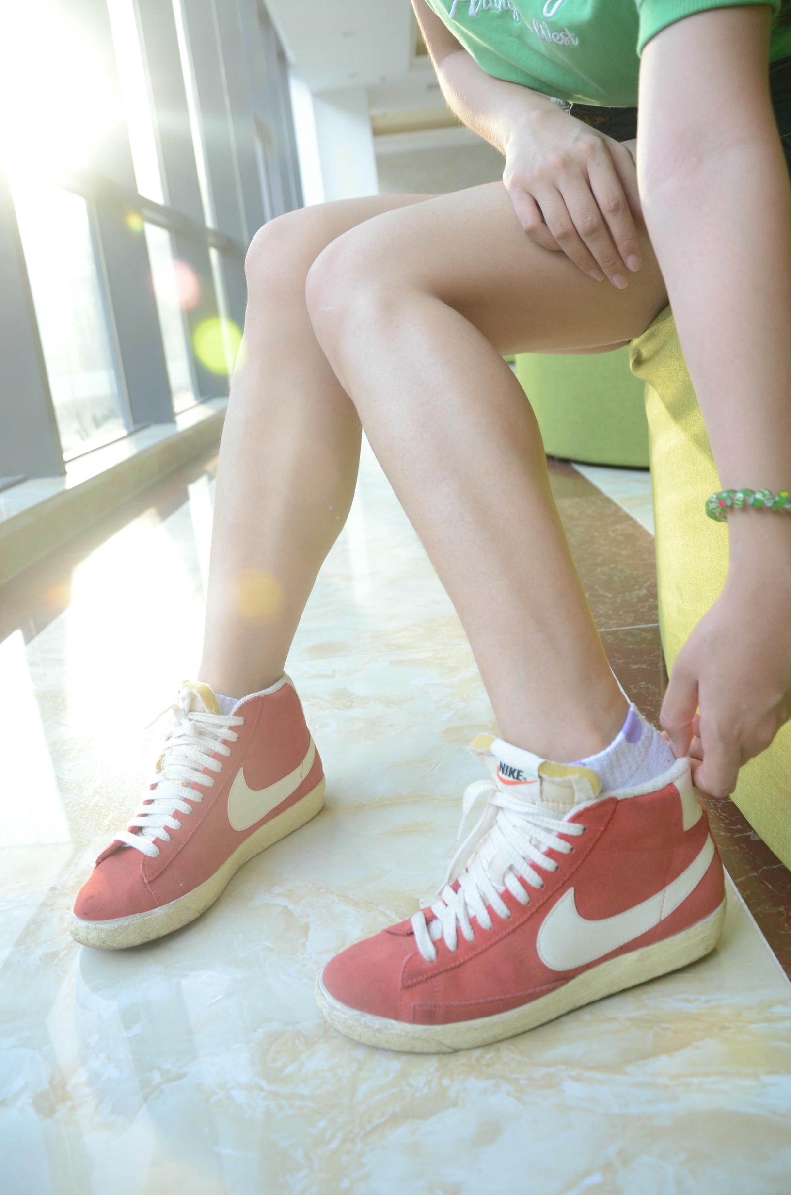 [战前女神] 恋足美腿棉袜女神级摄影套图 115 [127P+218M]_第2集