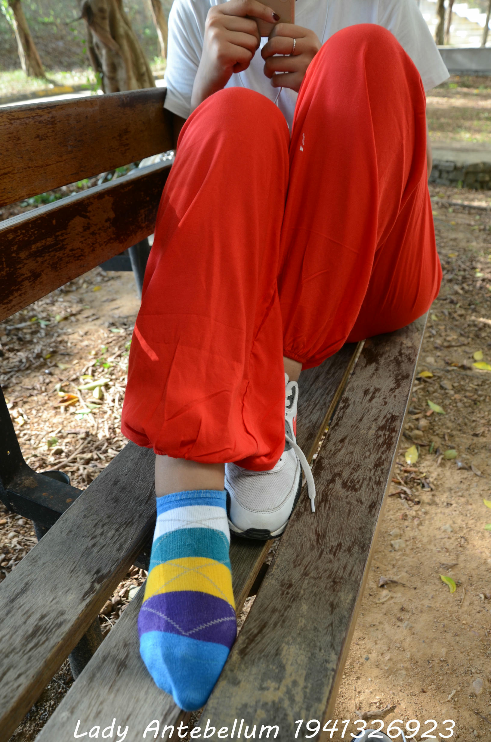 [战前女神] 恋足美腿棉袜女神级摄影套图 117 [92P+190M]_第2集