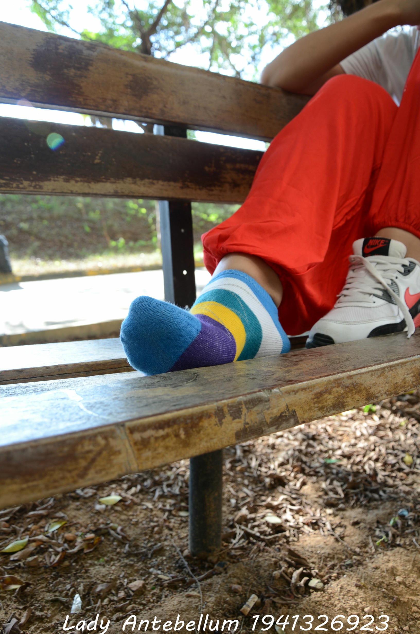 [战前女神] 恋足美腿棉袜女神级摄影套图 117 [92P+190M]_第2集