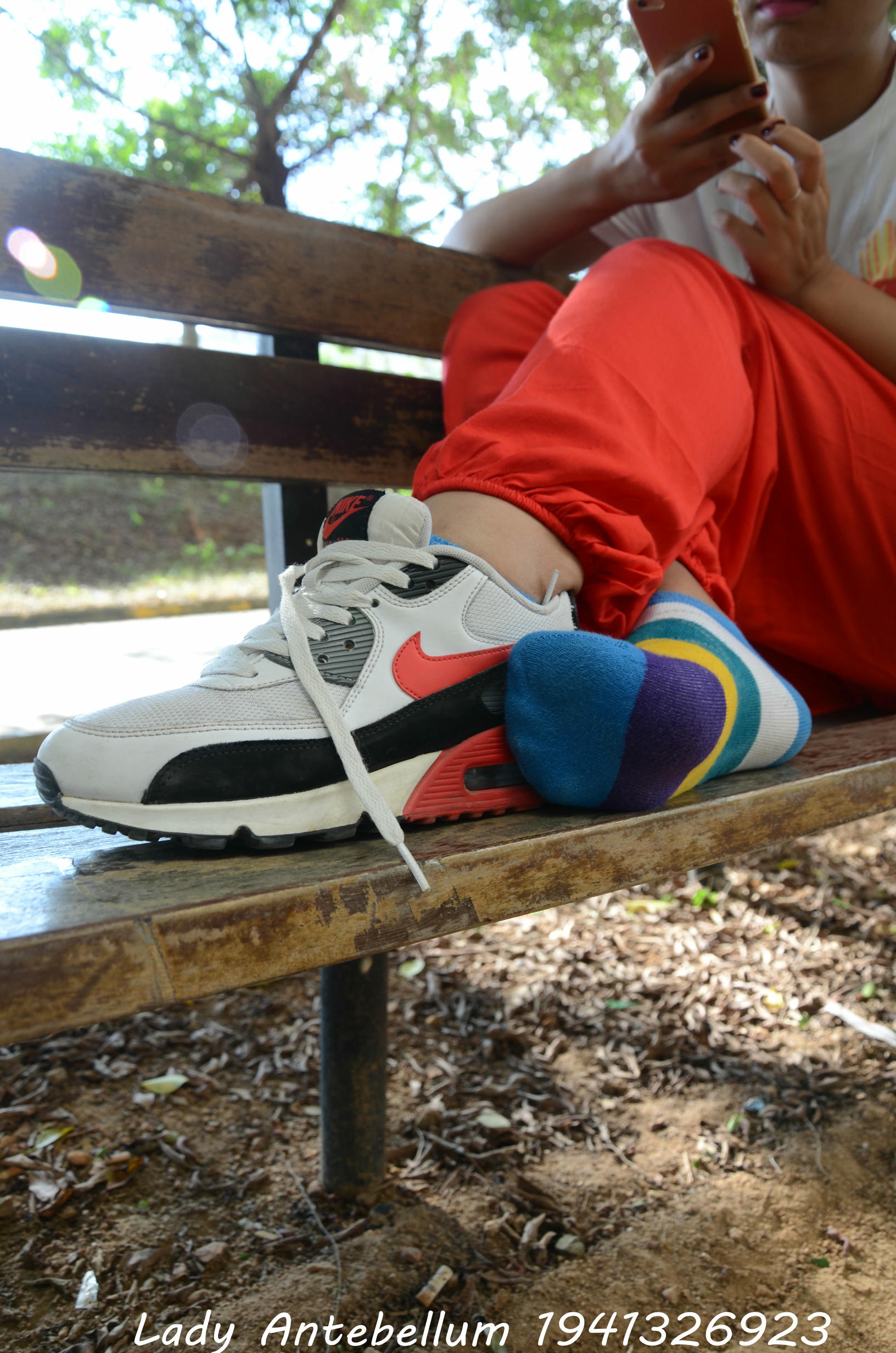 [战前女神] 恋足美腿棉袜女神级摄影套图 117 [92P+190M]_第2集