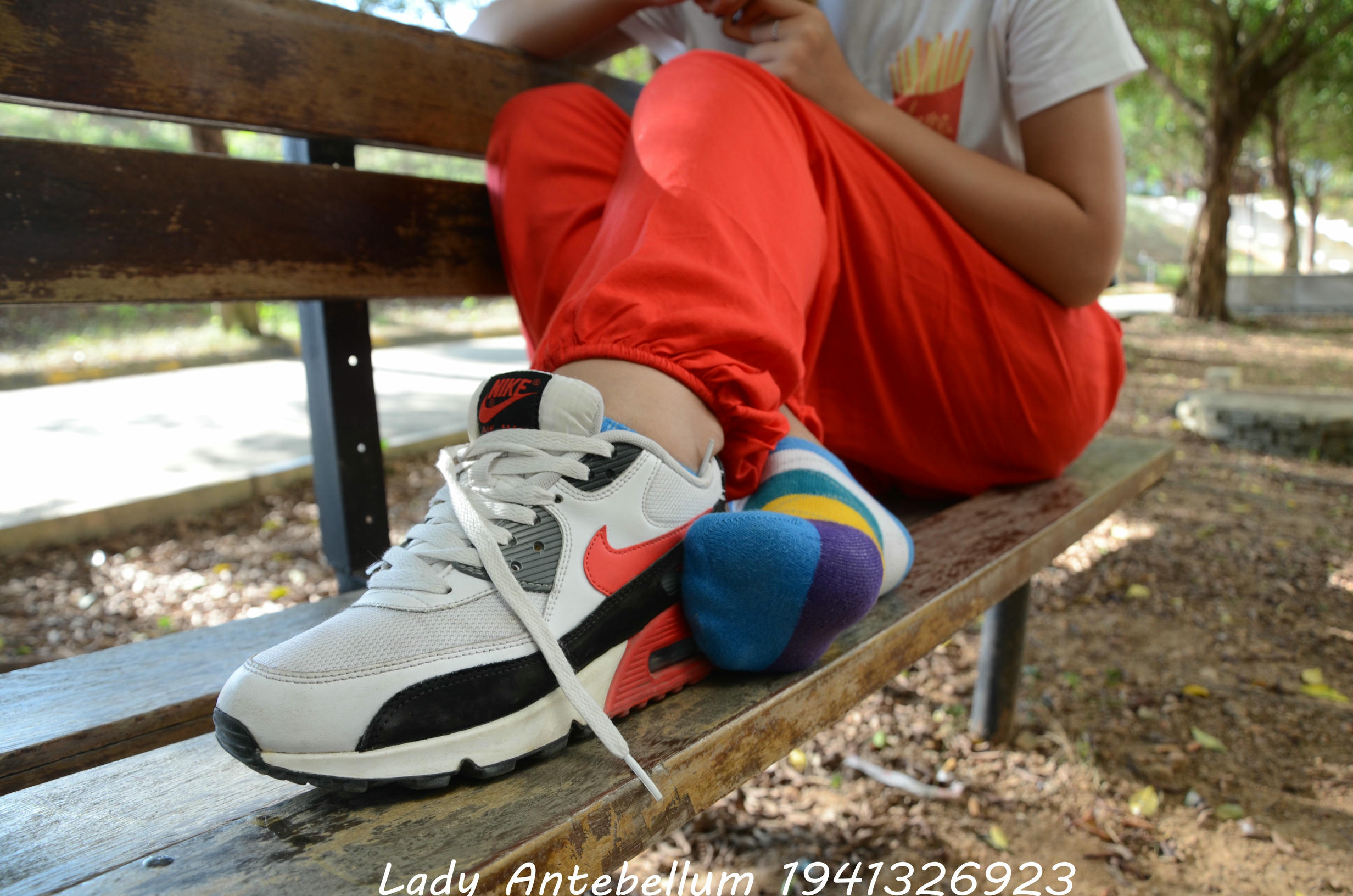 [战前女神] 恋足美腿棉袜女神级摄影套图 117 [92P+190M]_第2集