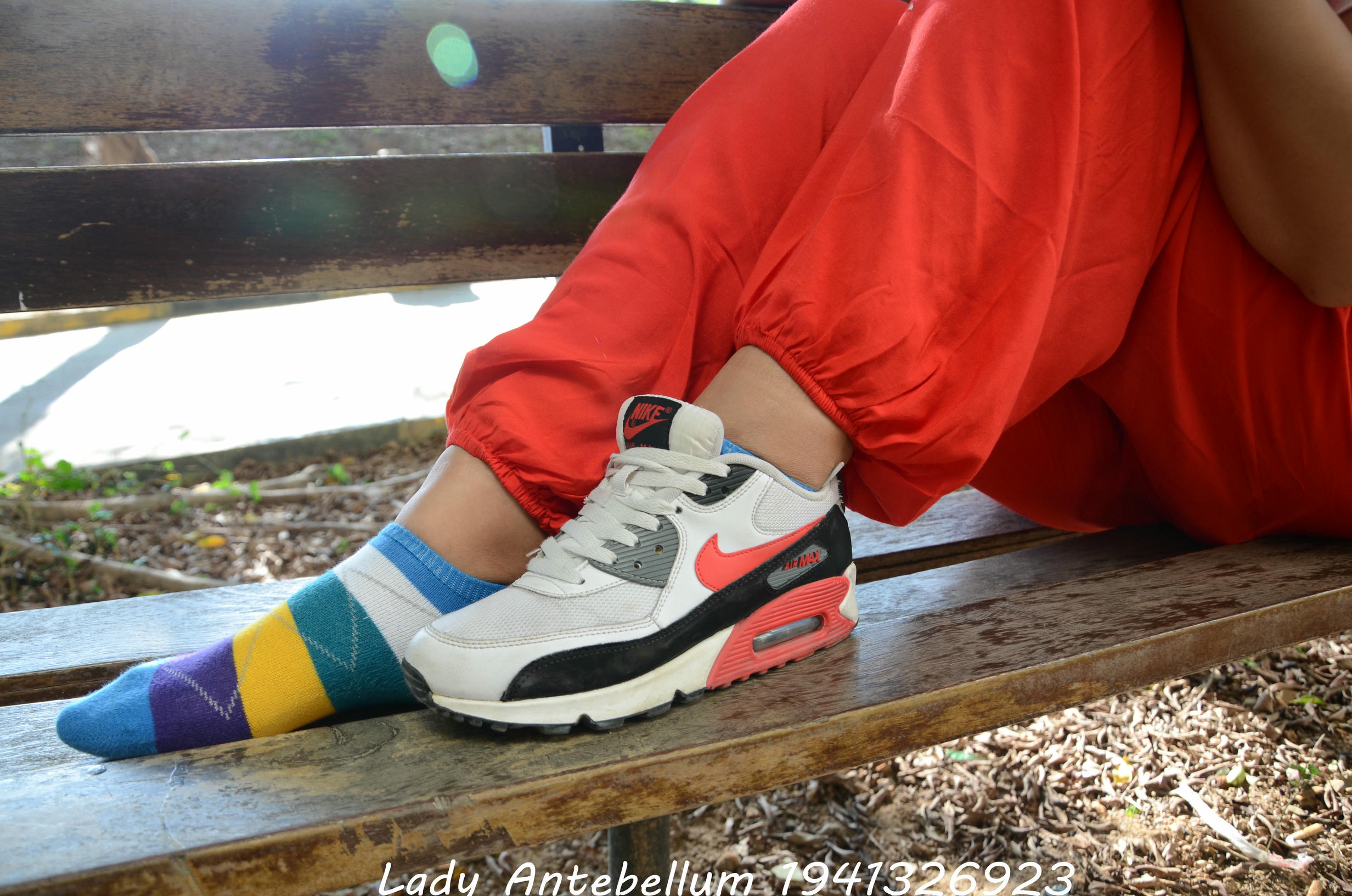 [战前女神] 恋足美腿棉袜女神级摄影套图 117 [92P+190M]_第3集