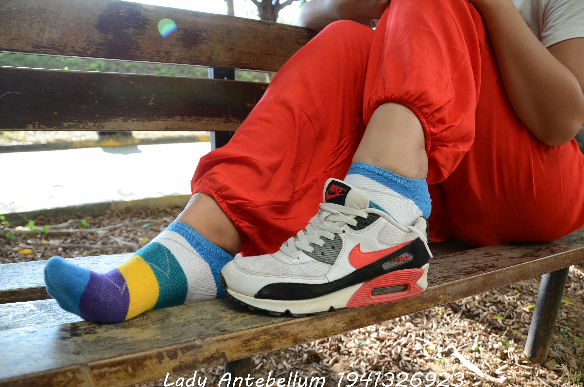 [战前女神] 恋足美腿棉袜女神级摄影套图 117 [92P+190M]_第3集