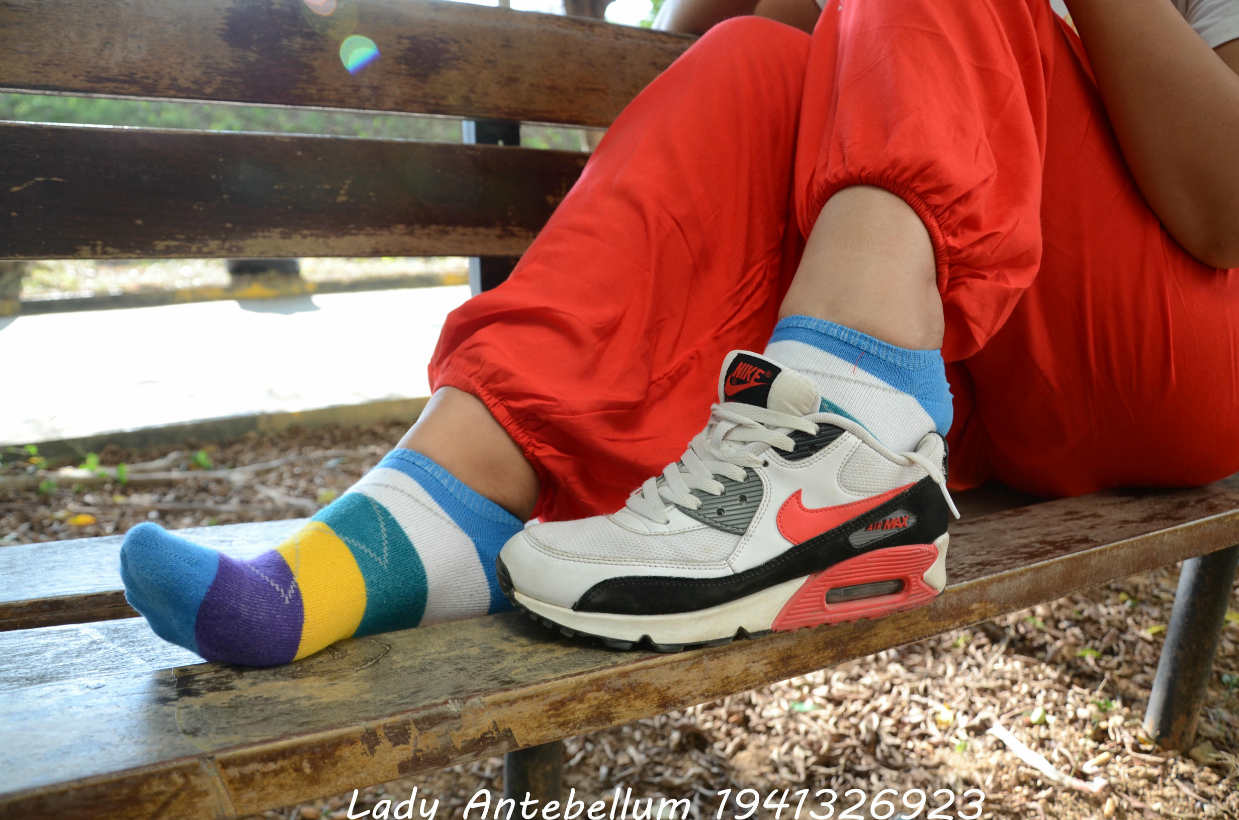 [战前女神] 恋足美腿棉袜女神级摄影套图 117 [92P+190M]_第3集