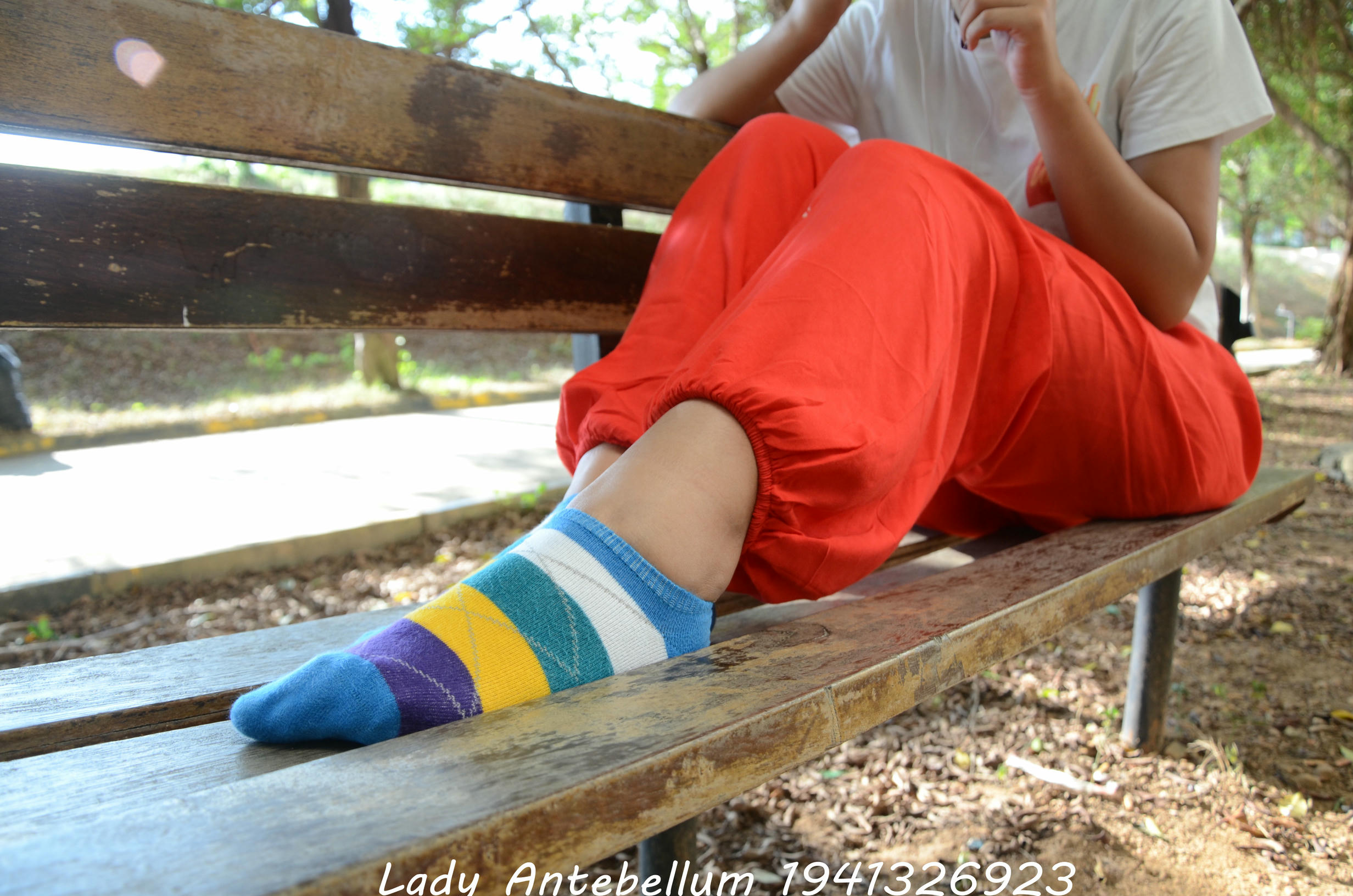 [战前女神] 恋足美腿棉袜女神级摄影套图 117 [92P+190M]_第3集