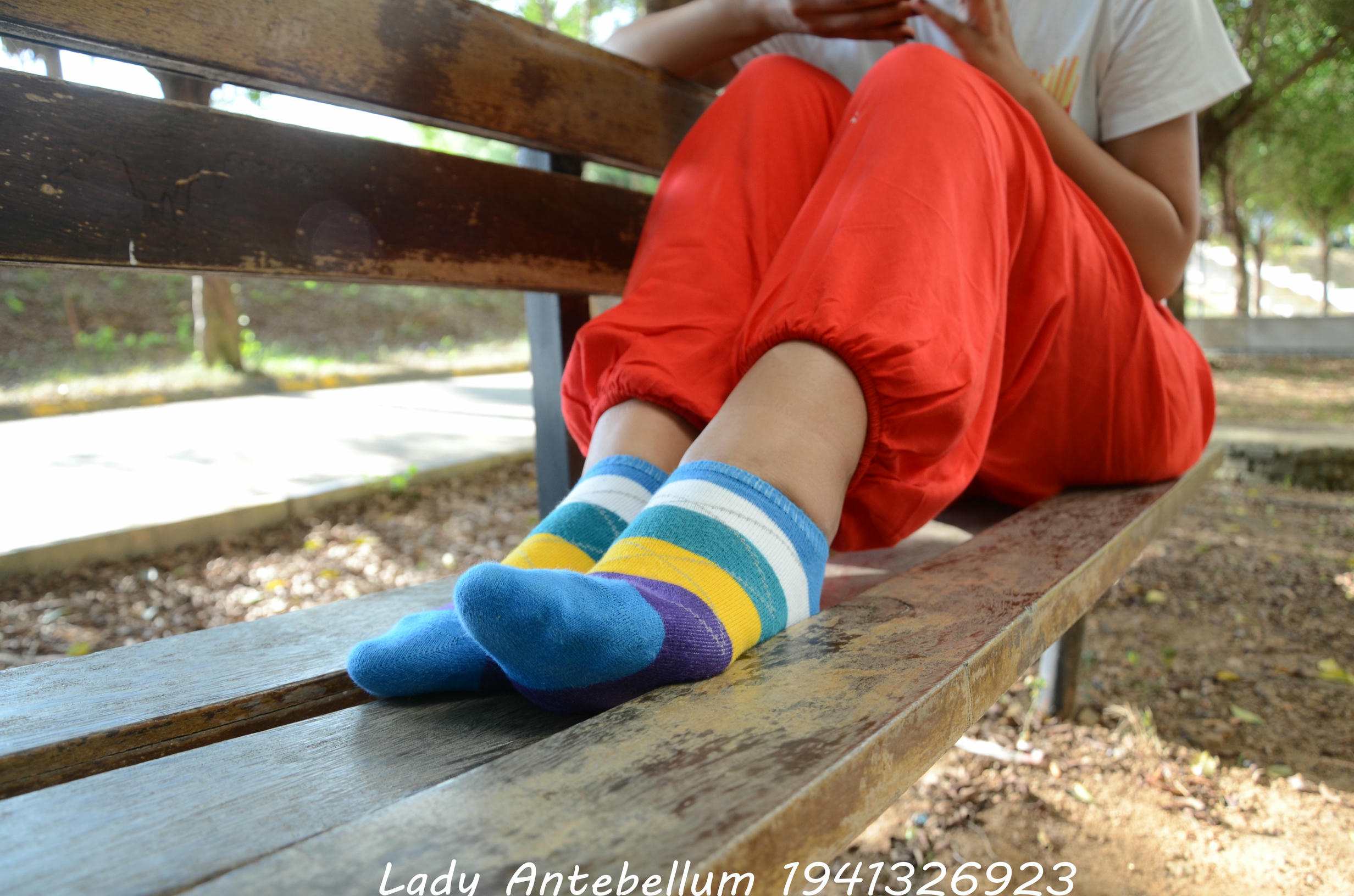 [战前女神] 恋足美腿棉袜女神级摄影套图 117 [92P+190M]_第3集