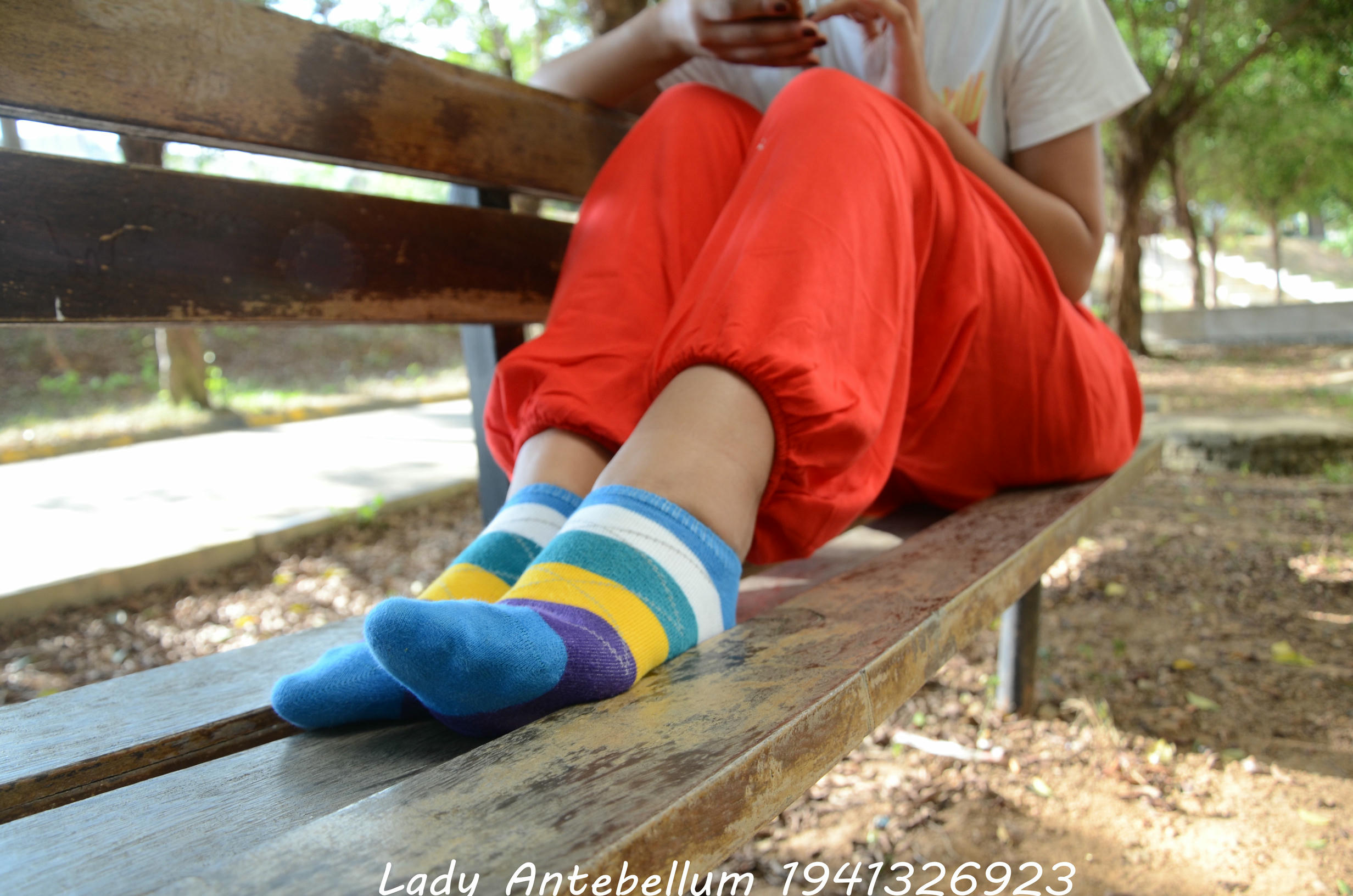 [战前女神] 恋足美腿棉袜女神级摄影套图 117 [92P+190M]_第3集