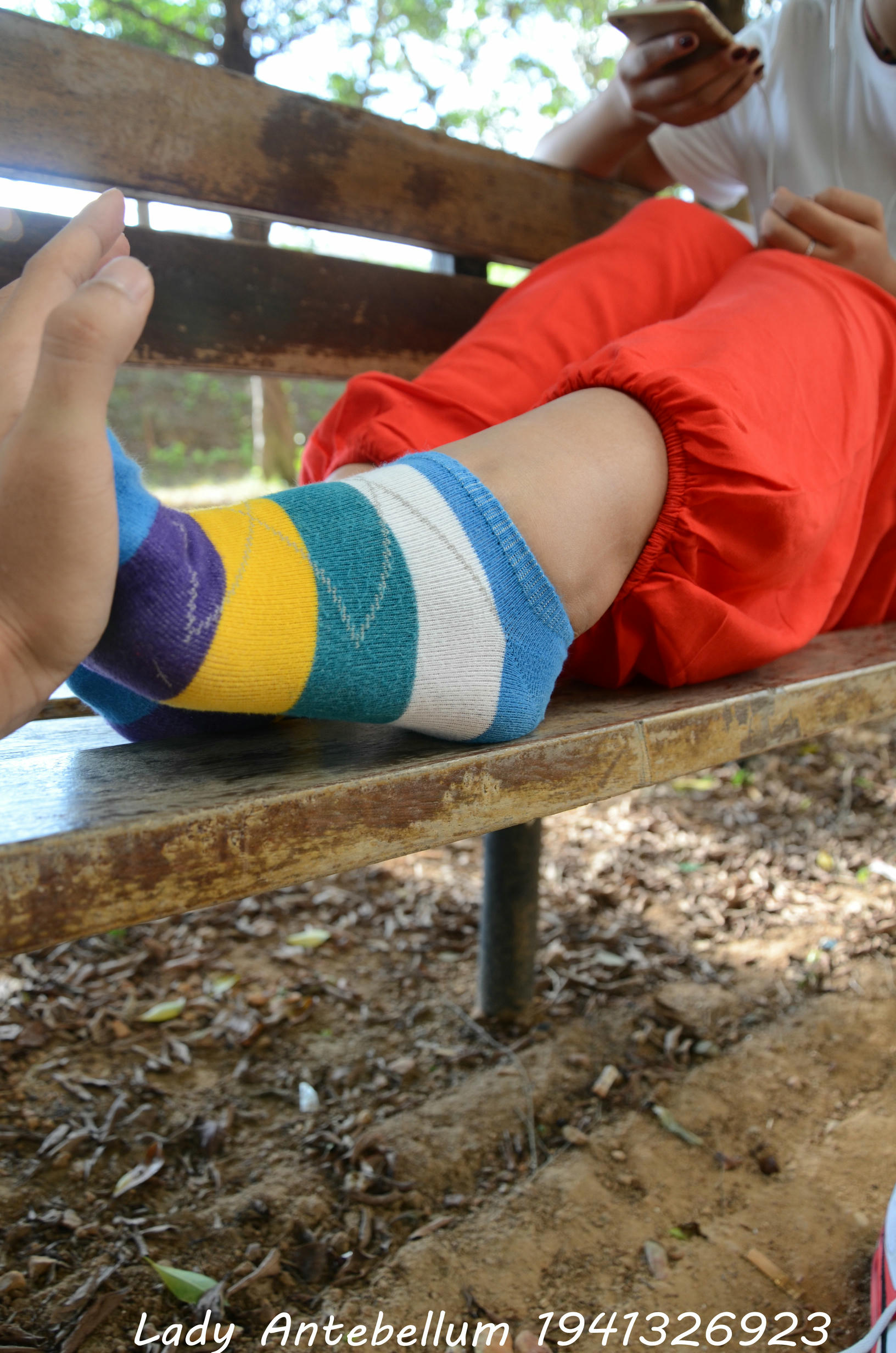 [战前女神] 恋足美腿棉袜女神级摄影套图 117 [92P+190M]_第3集