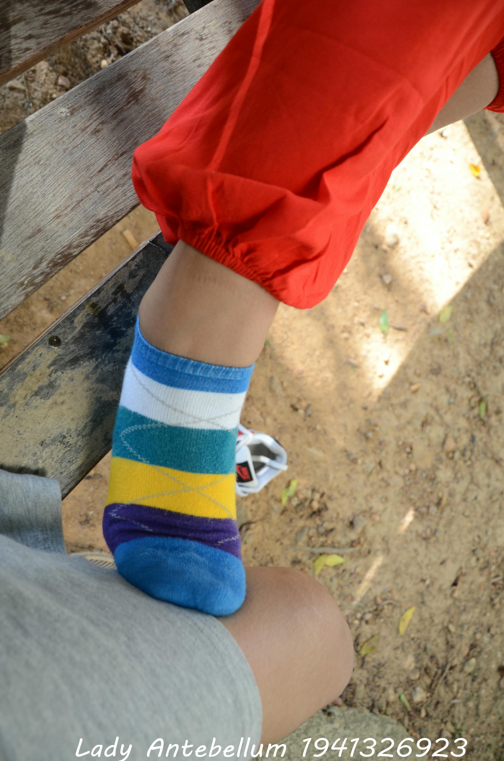 [战前女神] 恋足美腿棉袜女神级摄影套图 117 [92P+190M]_第4集