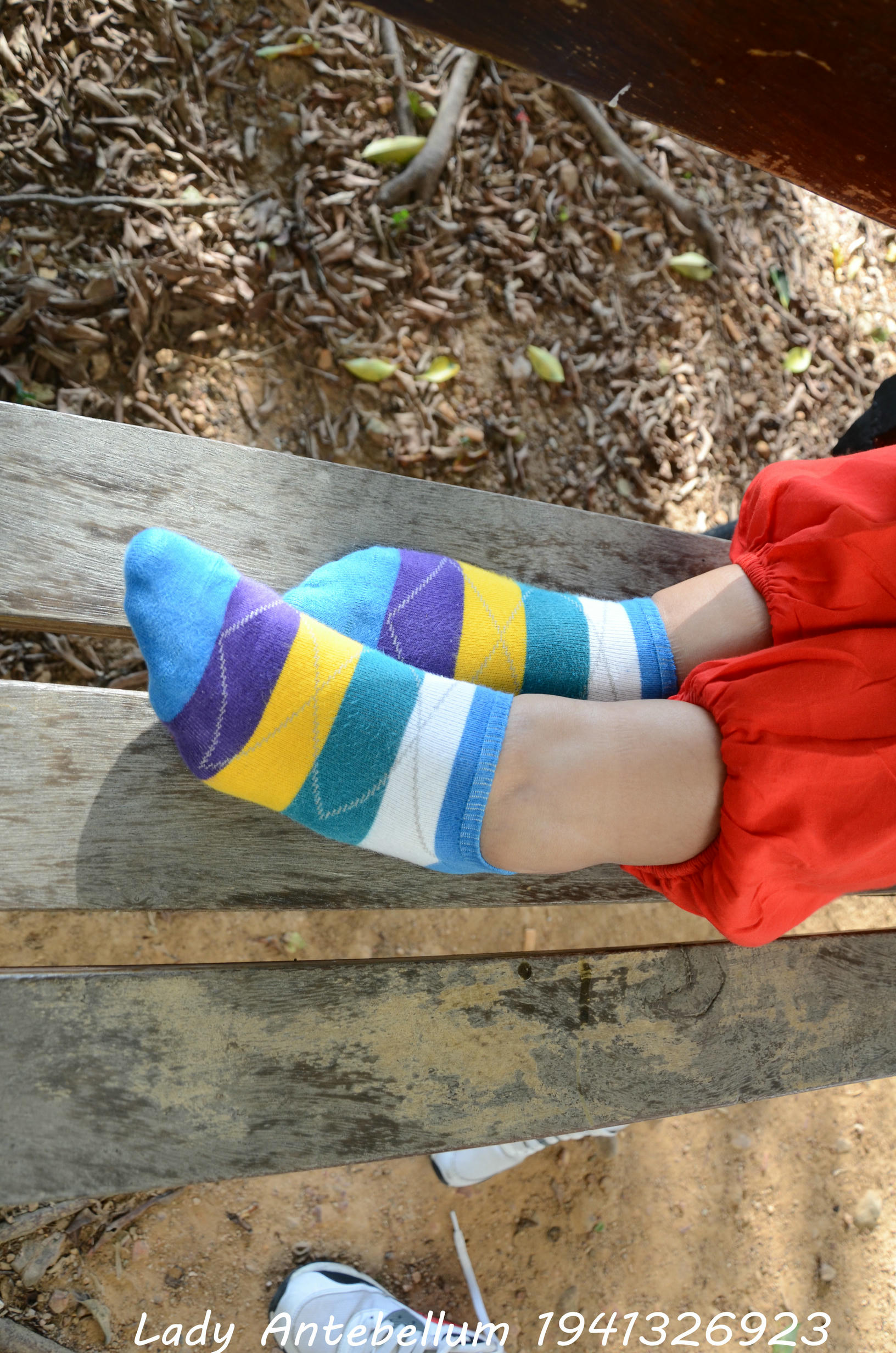 [战前女神] 恋足美腿棉袜女神级摄影套图 117 [92P+190M]_第4集