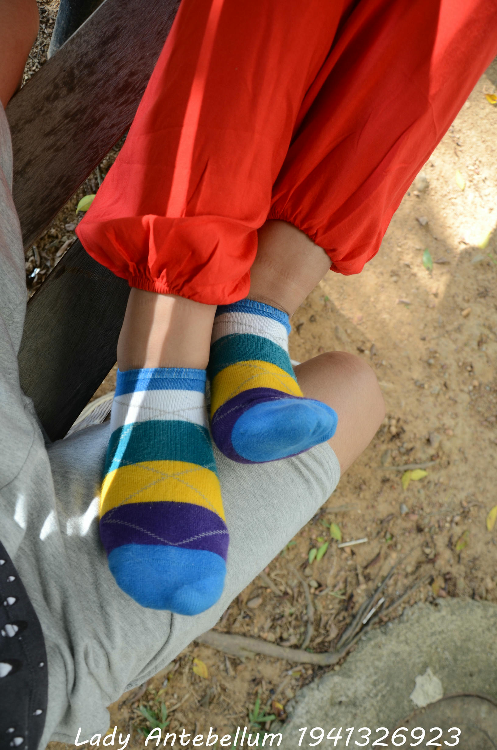 [战前女神] 恋足美腿棉袜女神级摄影套图 117 [92P+190M]_第5集