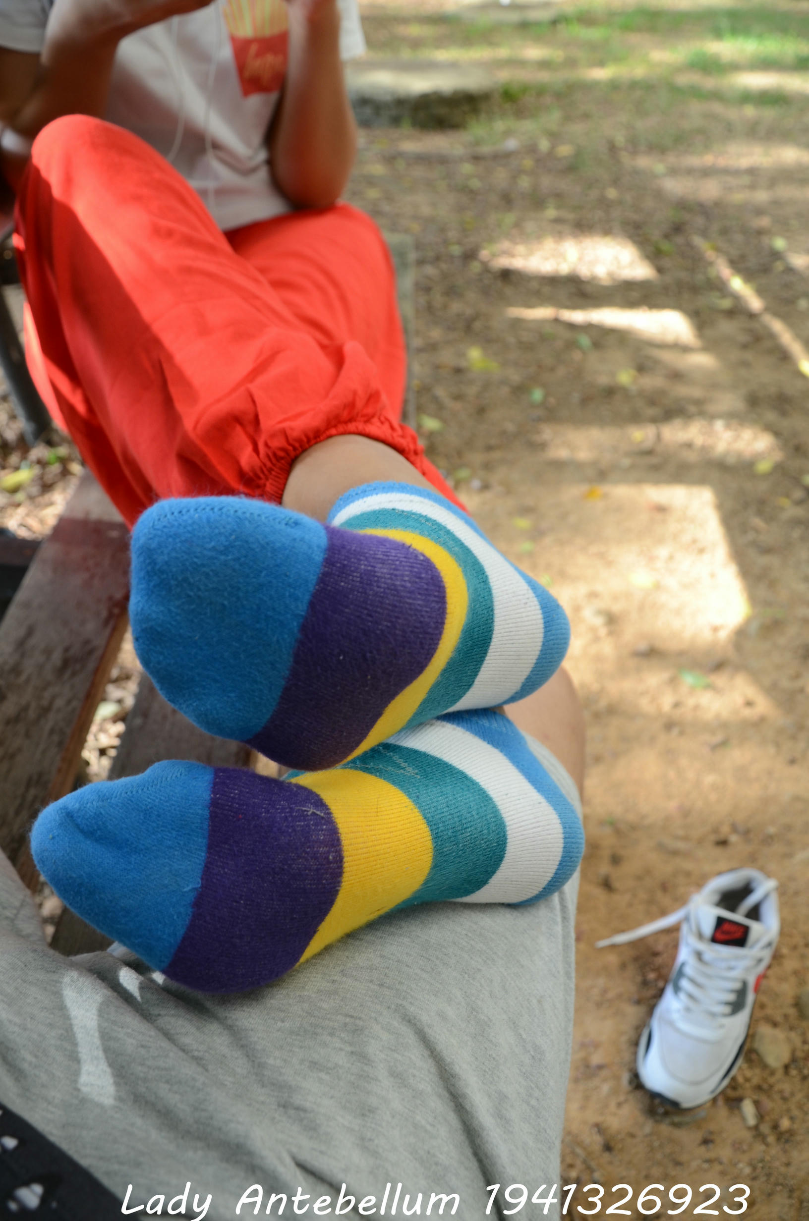 [战前女神] 恋足美腿棉袜女神级摄影套图 117 [92P+190M]_第5集