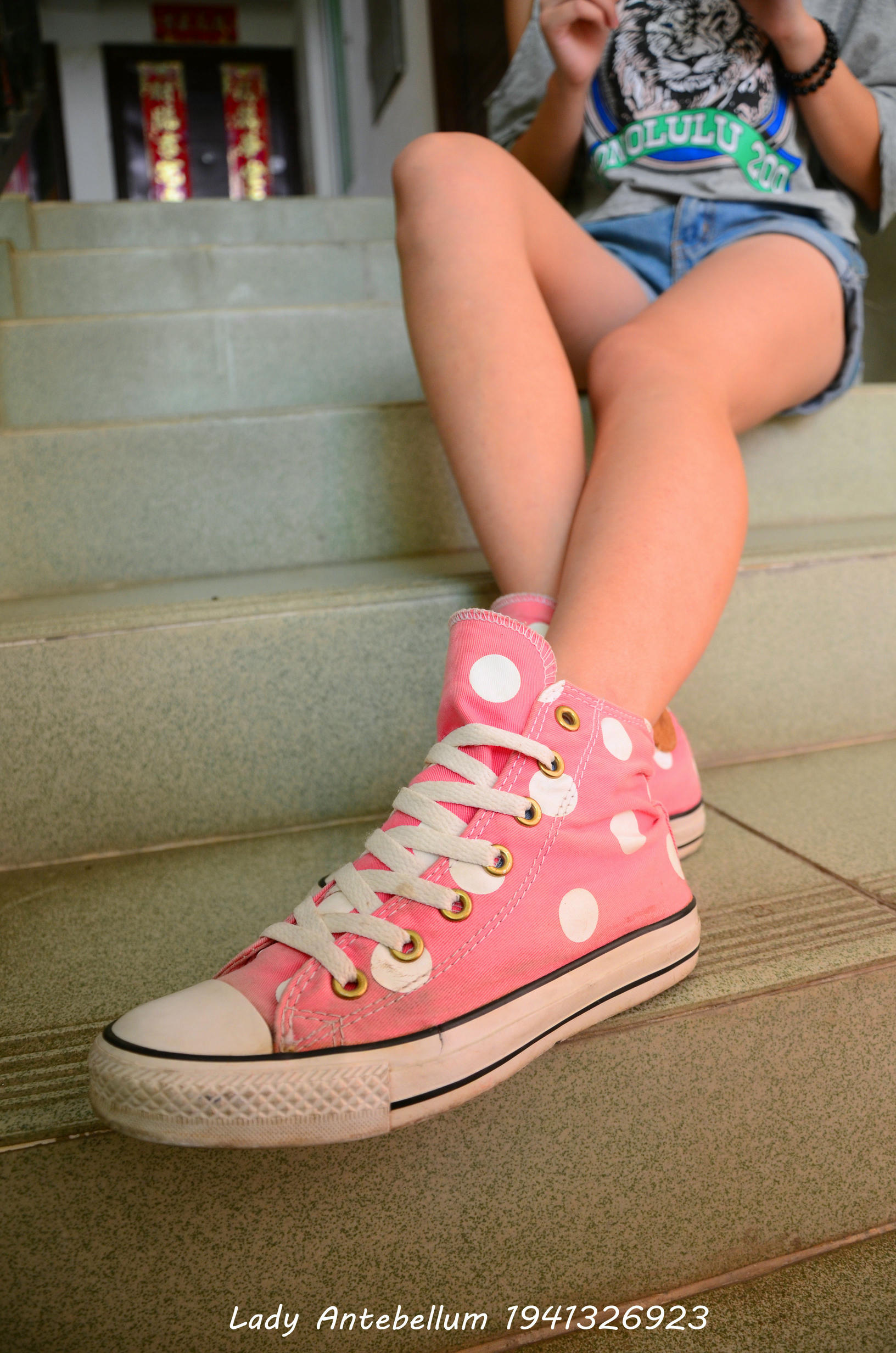 [战前女神] 恋足美腿棉袜女神级摄影套图 012 [55P-91MB]_第1集